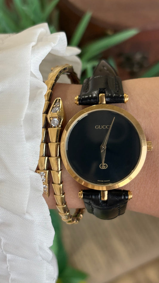 Vintage Classic Gucci Watch in Black Leather Strap Black Dial