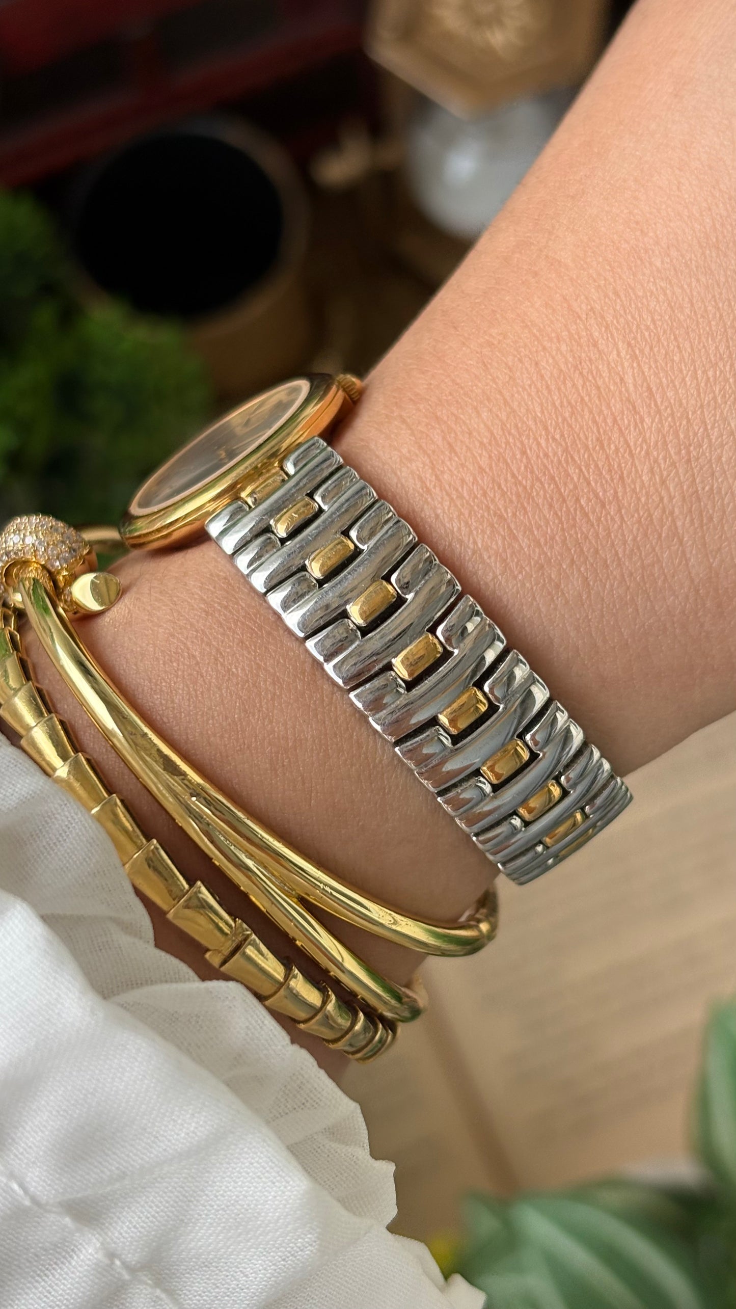 Vintage Mario Valentino Swiss Watch in Two-Tone Silver Dial Quartz