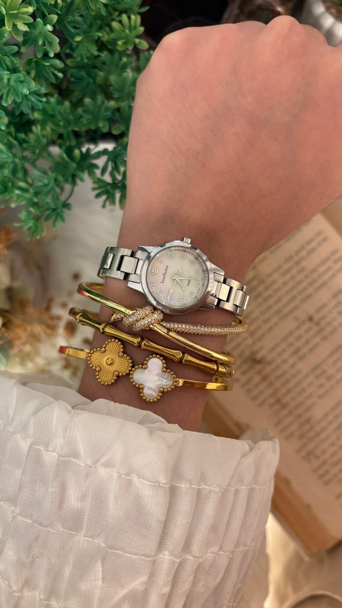 Rare Legra Valencia Mother of Pearl Dial Sapphire Glass Watch in Silver Tone Quartz
