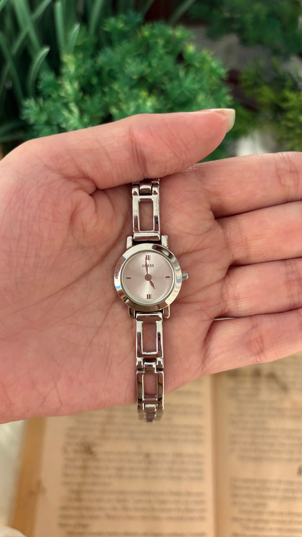 Vintage Guess Bracelet Watch in Silver Tone Quartz