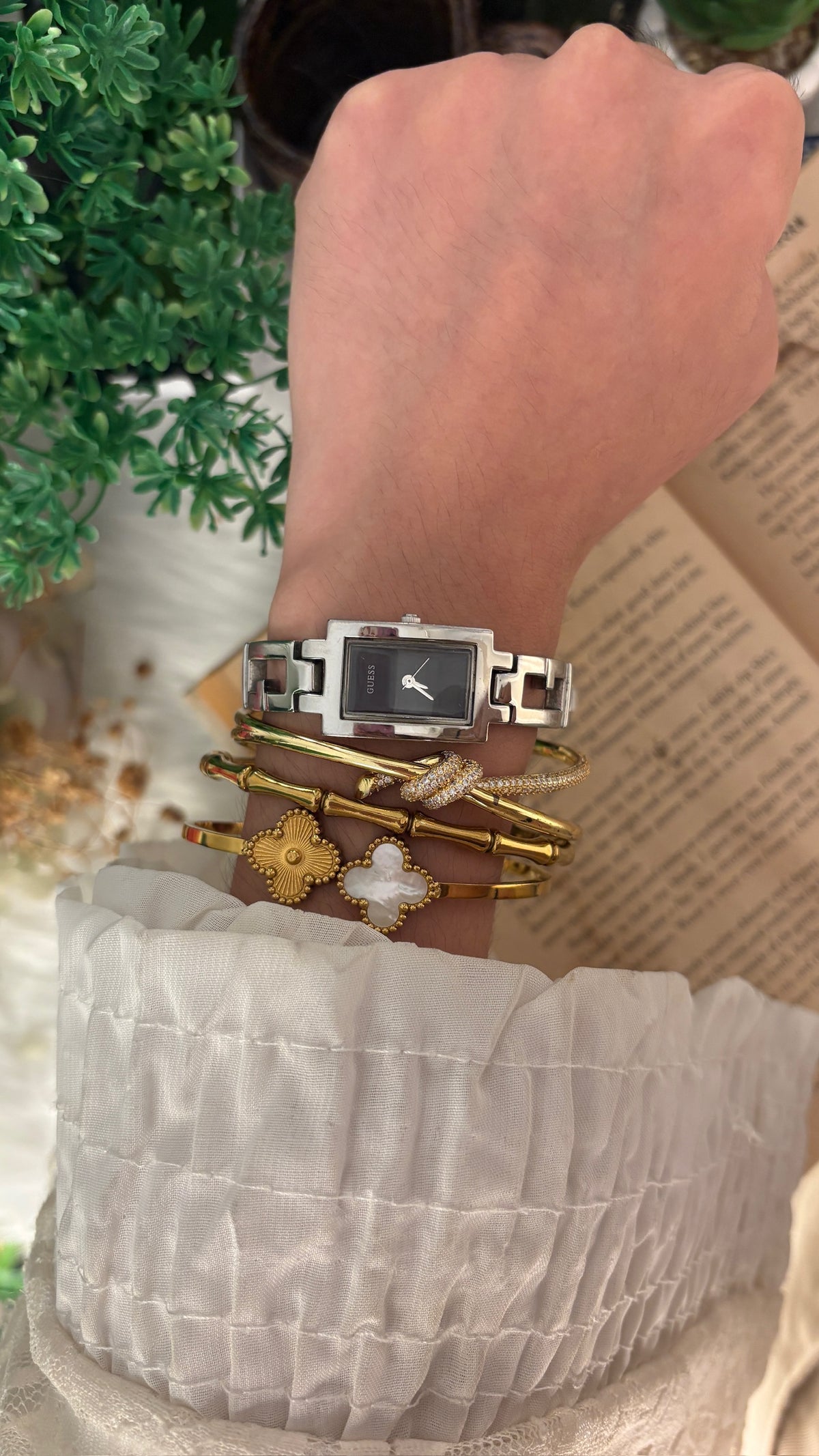 Vintage Guess Black Dial Logo Tank Bracelet Watch in Silver Tone Quartz
