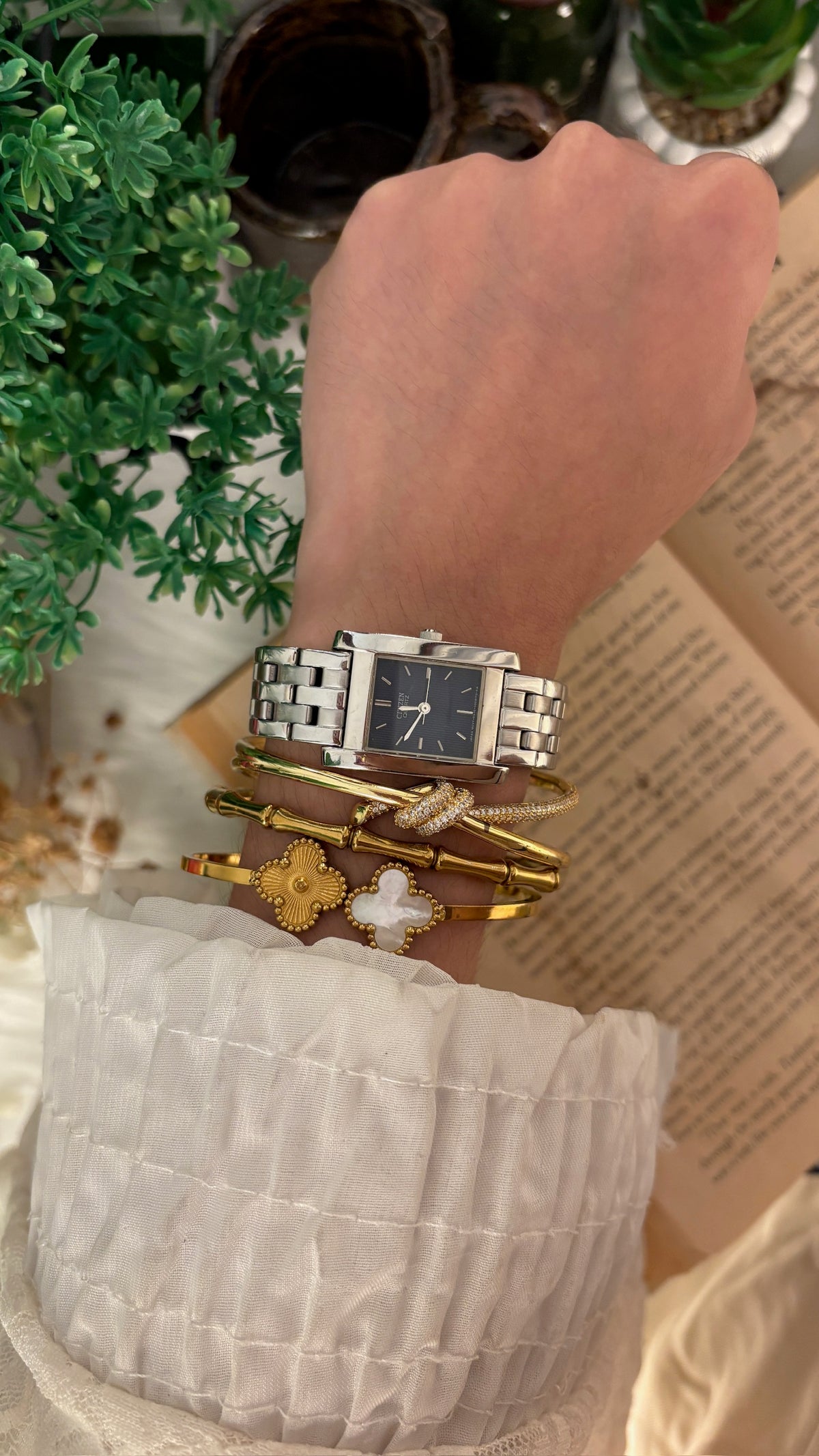 Rare Vintage Citizen Tank Watch in Silver Tone Quartz