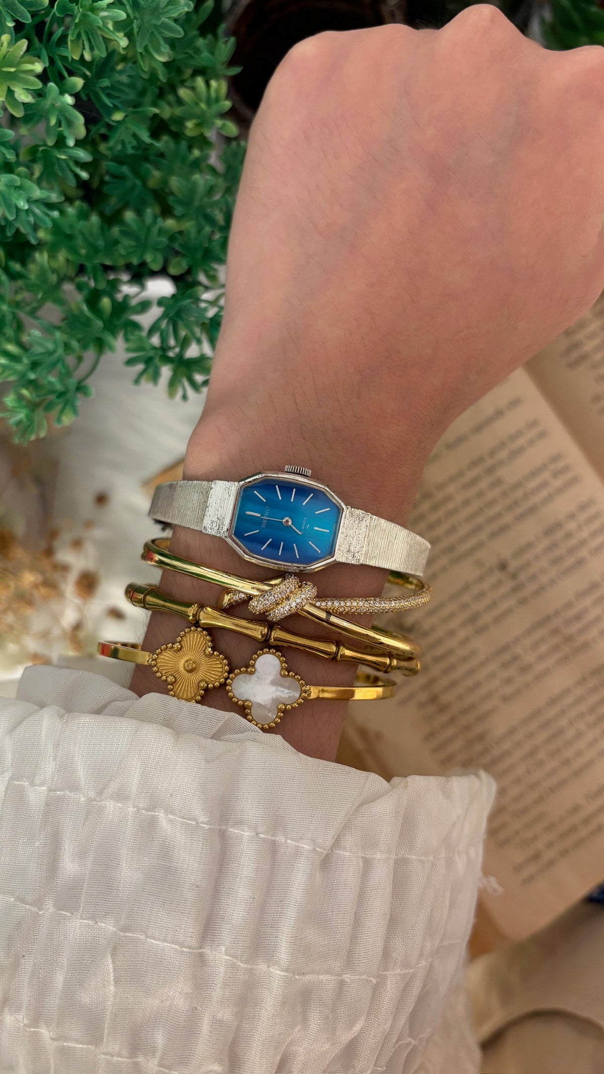 Rare Dainty Vintage Seiko Blue Dial Manual Wind Tank Watch in Silver Tone