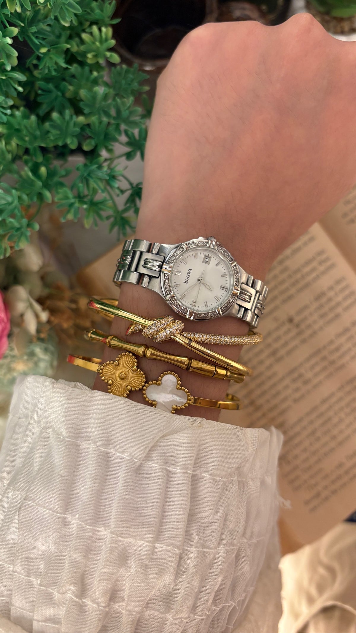 Rare Vintage Bulova Swiss Date Window Rhinestone Accented Watch in Silver Tone Quartz