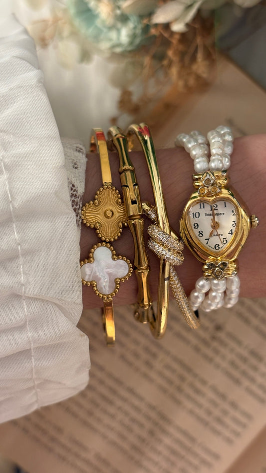 Rare Vintage Times Square Freshwater Pearl Bracelet Watch in Gold Tone Quartz