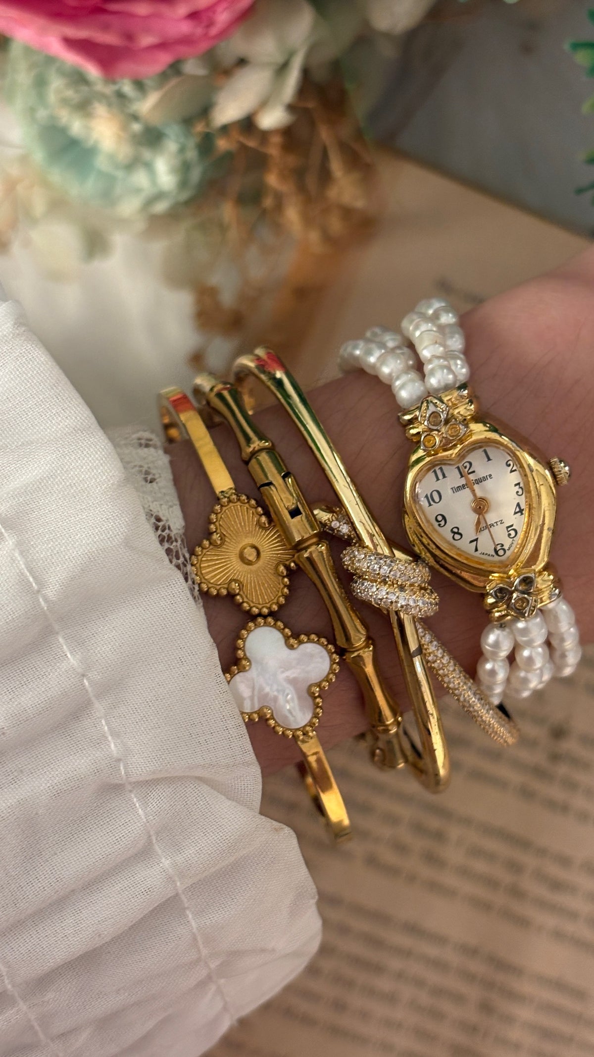 Rare Vintage Times Square Freshwater Pearl Bracelet Watch in Gold Tone Quartz