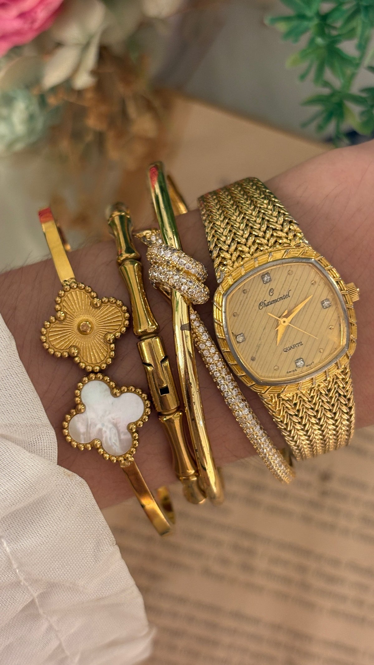 Rare Vintage Chaumontel Mesh Dress Watch in Gold Tone Quartz