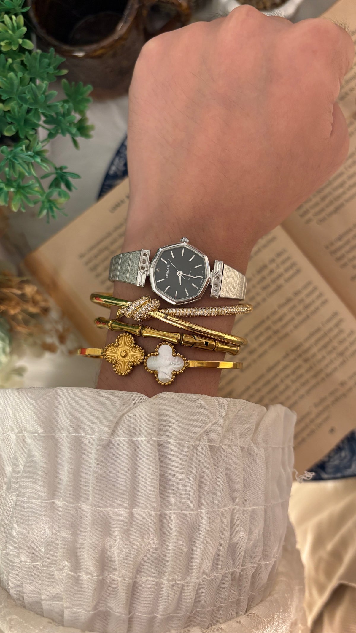 Vintage Cregar Octagon Black Dial Watch in Silver Tone Quartz