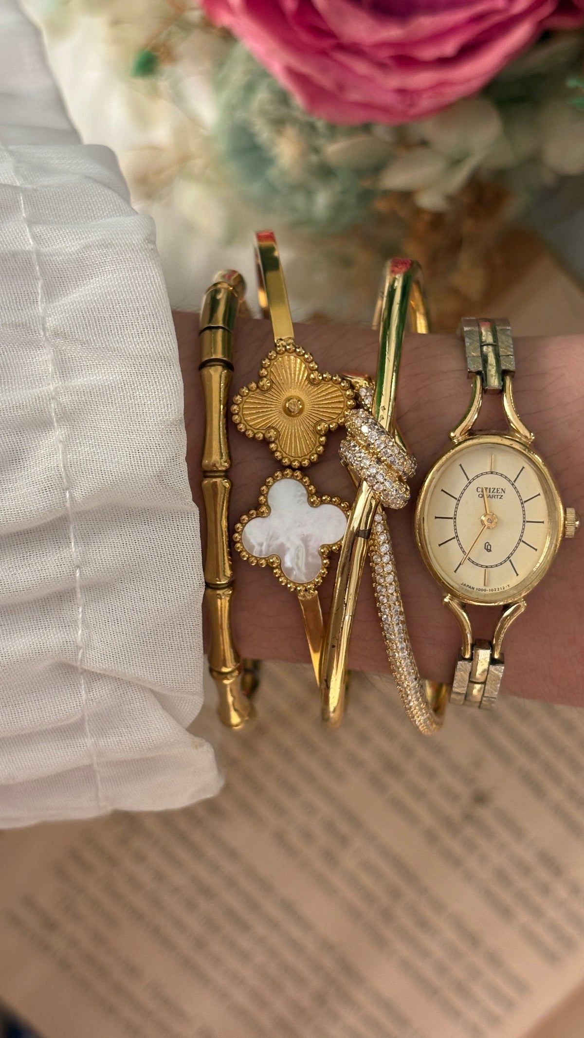 Extremely Rare Dainty Citizen Oval Bracelet Watch in Gold Tone Quartz