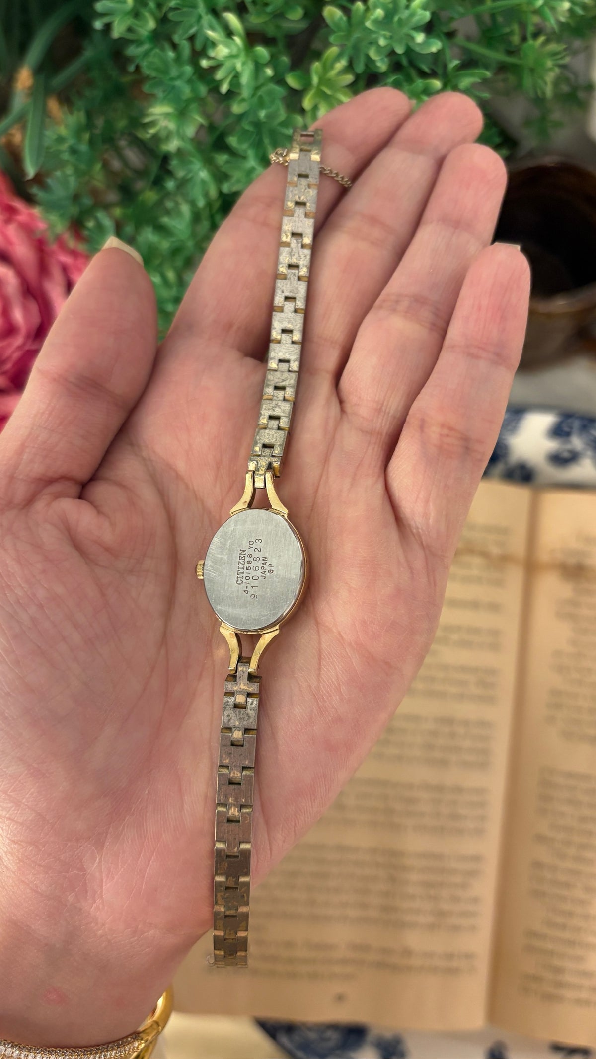 Extremely Rare Dainty Citizen Oval Bracelet Watch in Gold Tone Quartz