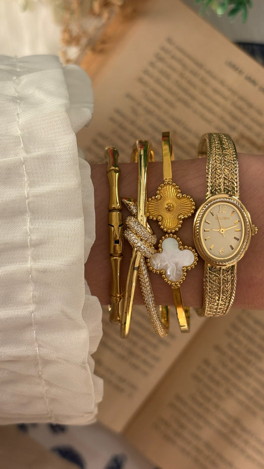 Rare Dainty Vintage Elgin Oval Textured Dress Watch in Gold Tone Quartz