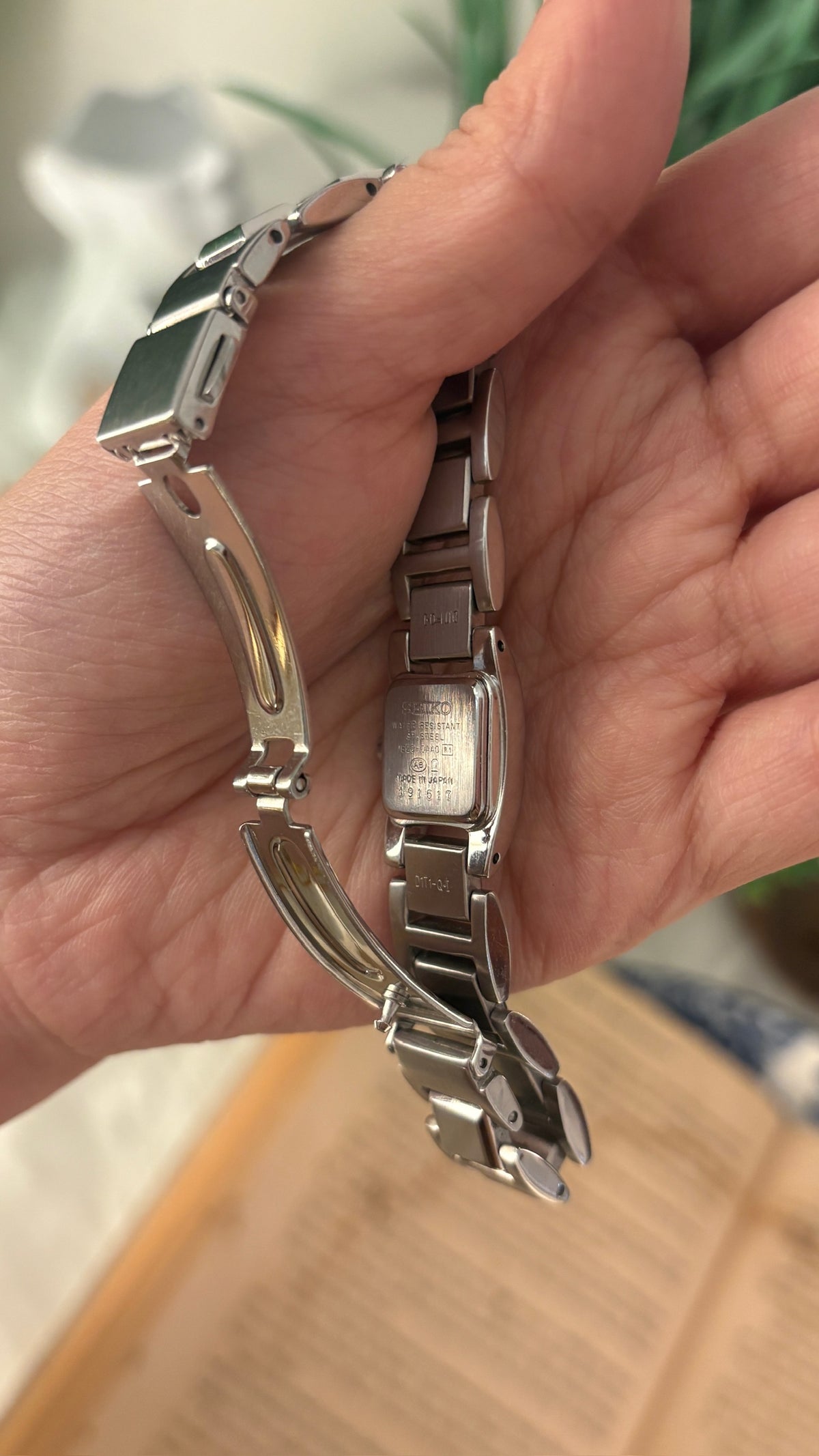 Extremely Rare Vintage Seiko Embedded Dial Watch in Silver Tone Quartz