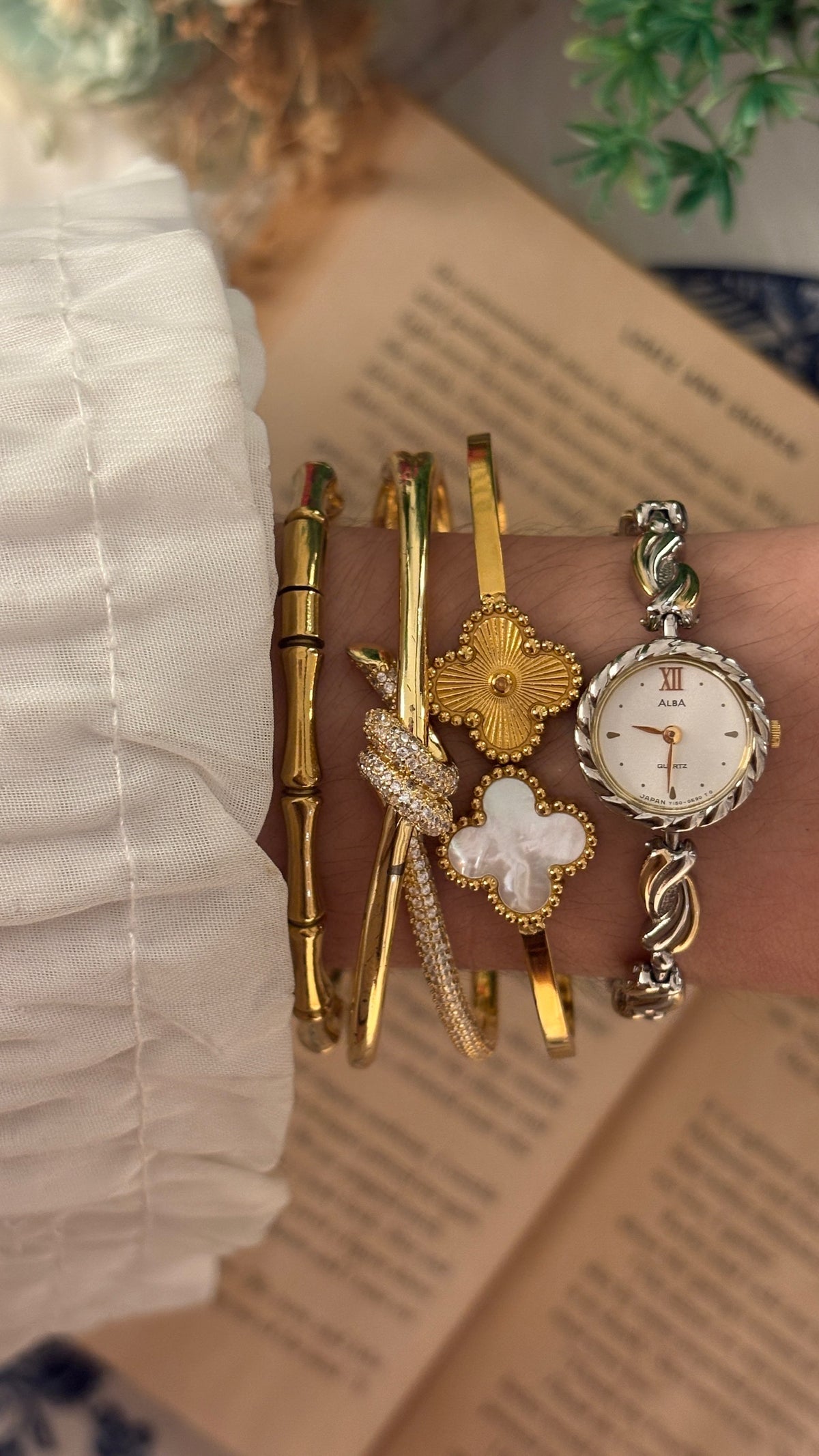 Rare Vintage Alba Seiko Twisted Links Watch in Two-Tone Quartz