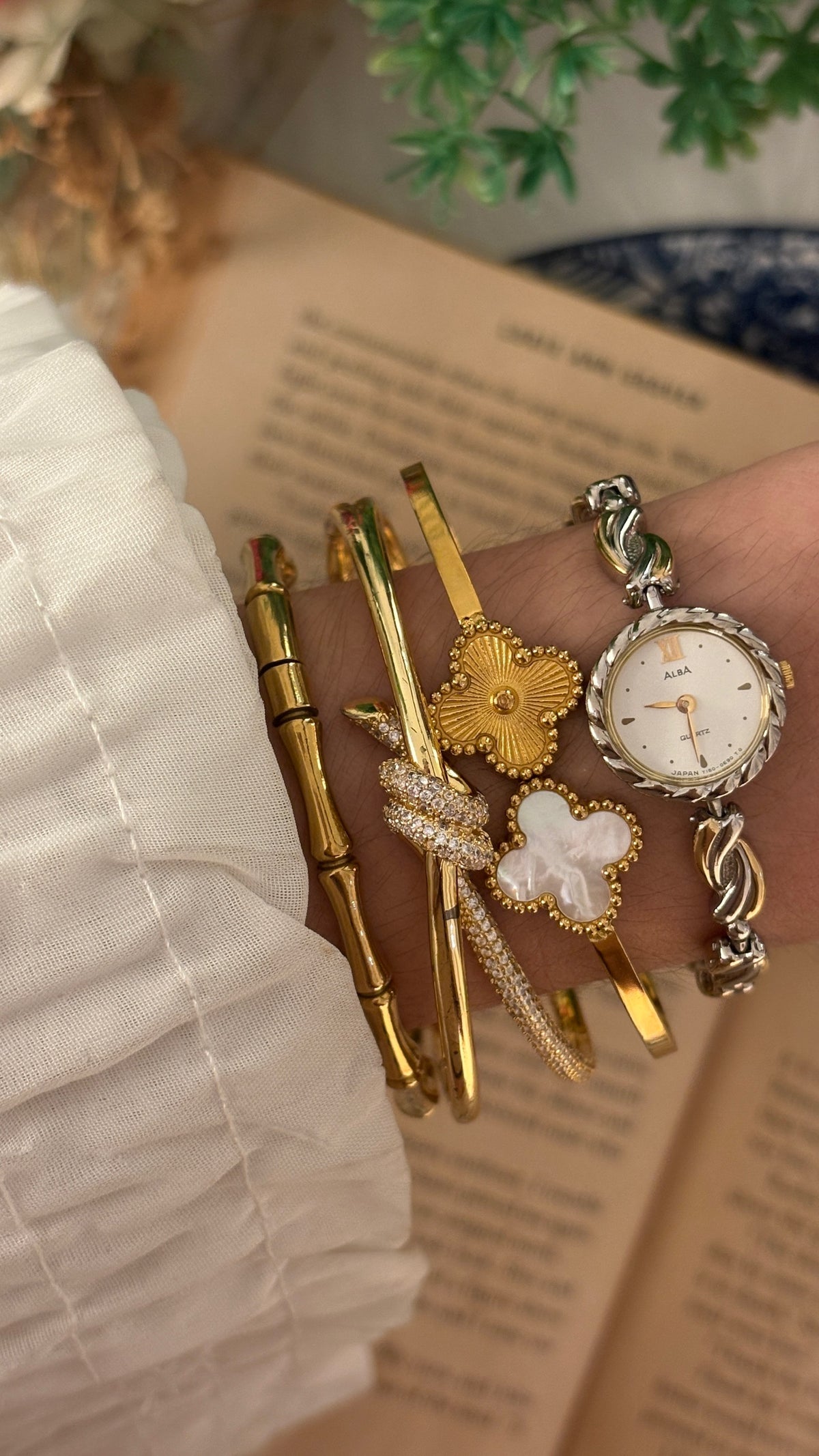 Rare Vintage Alba Seiko Twisted Links Watch in Two-Tone Quartz