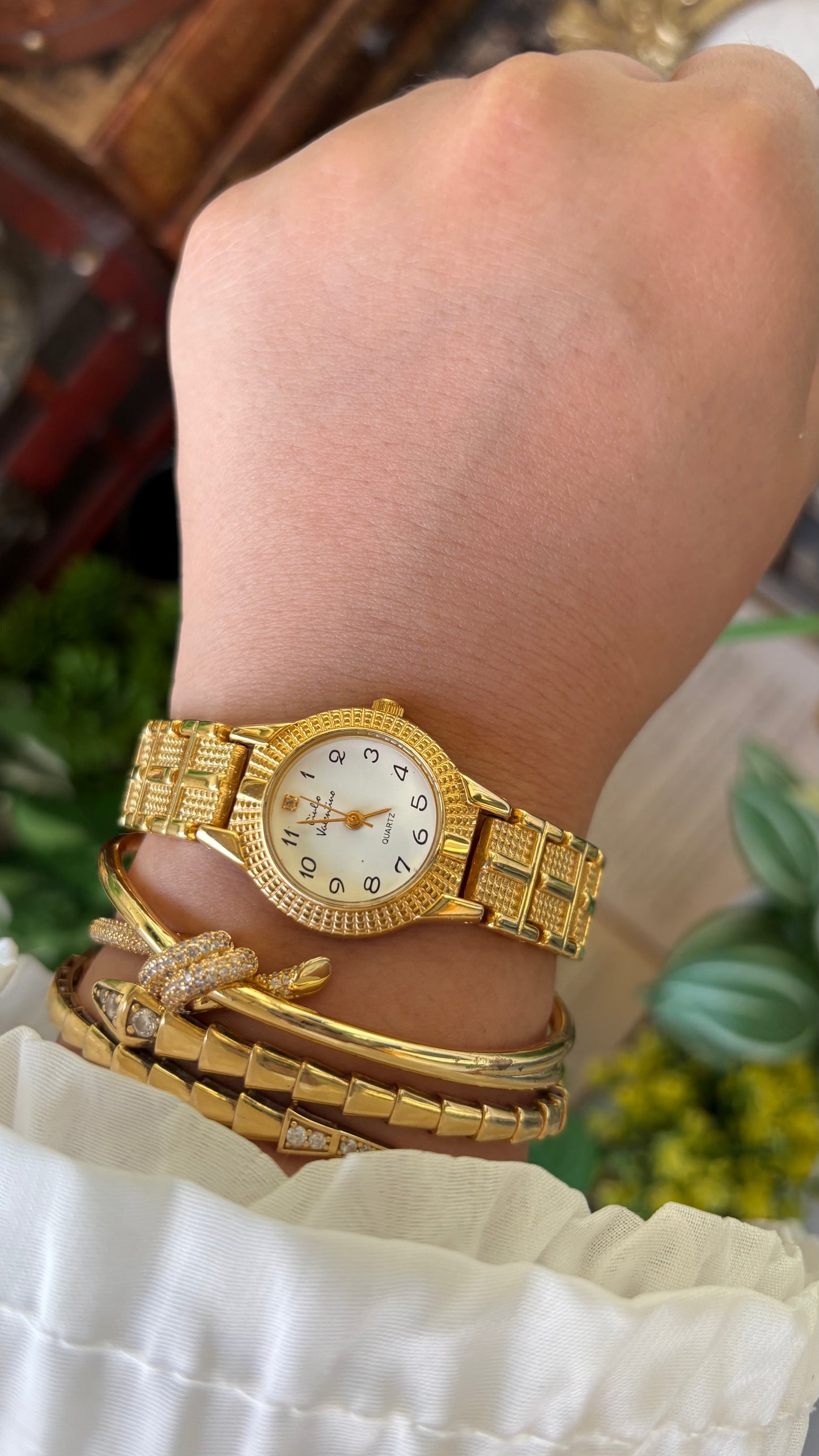 Vintage Giulio Valentino Watch in Gold Tone Quartz
