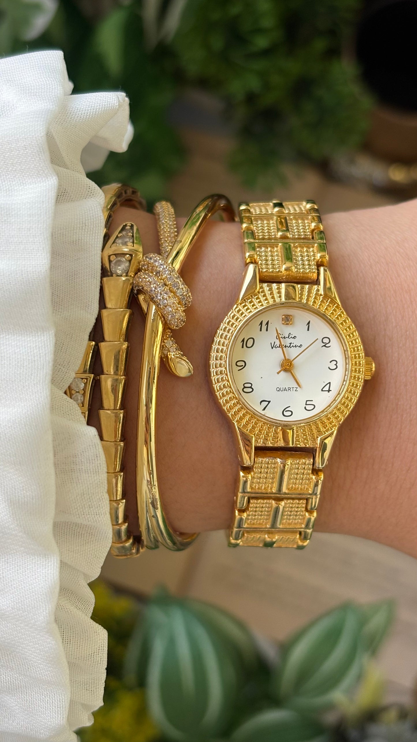 Vintage Giulio Valentino Watch in Gold Tone Quartz