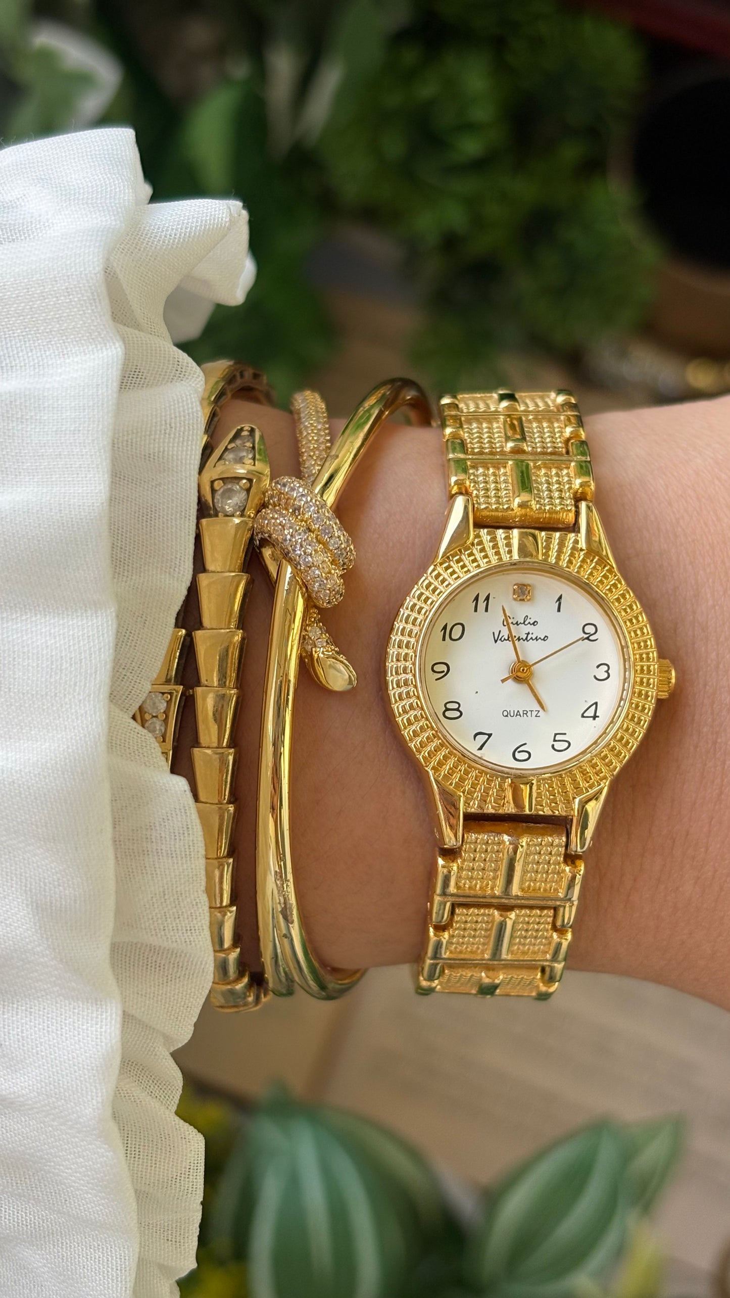 Vintage Giulio Valentino Watch in Gold Tone Quartz