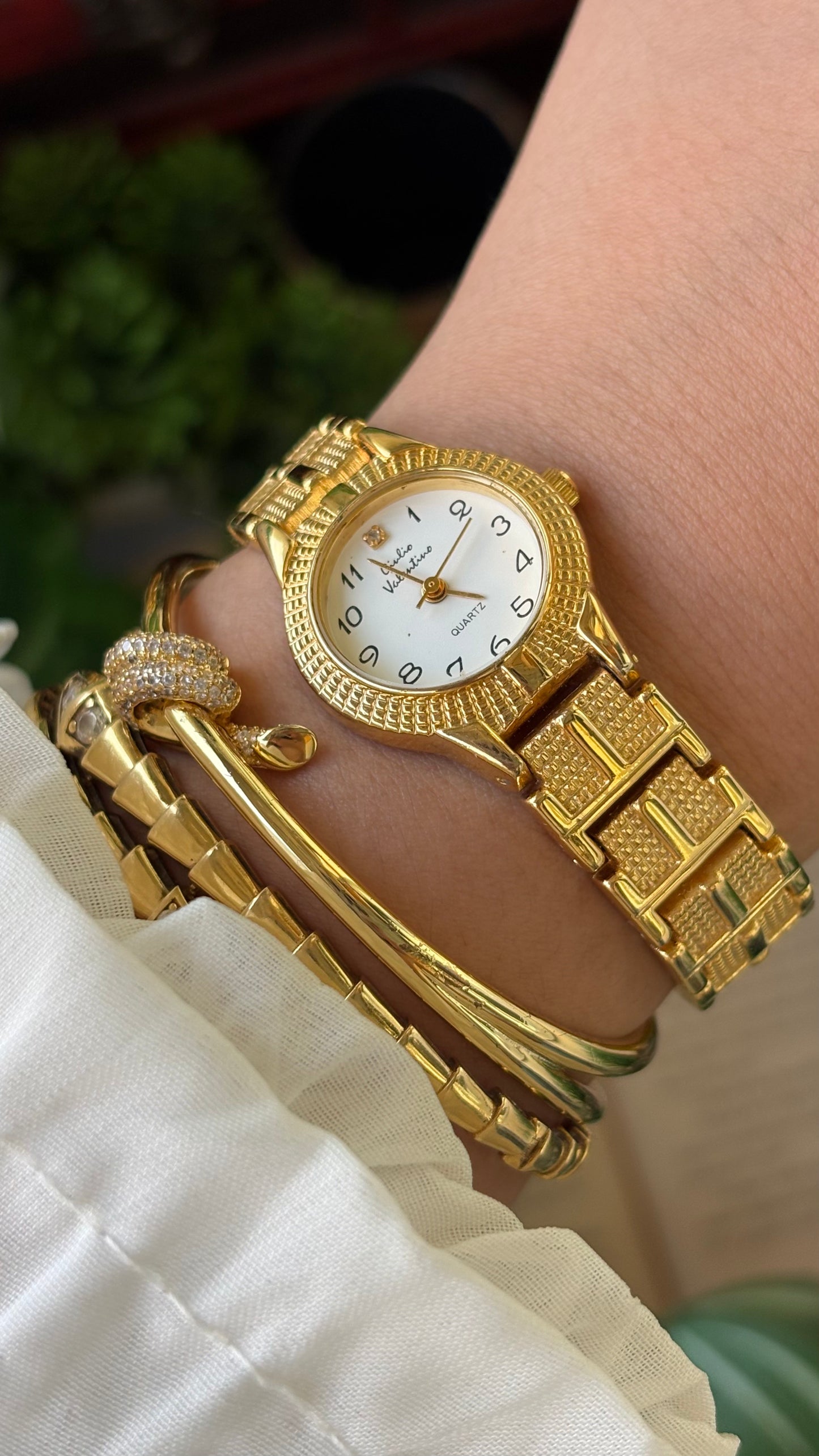 Vintage Giulio Valentino Watch in Gold Tone Quartz