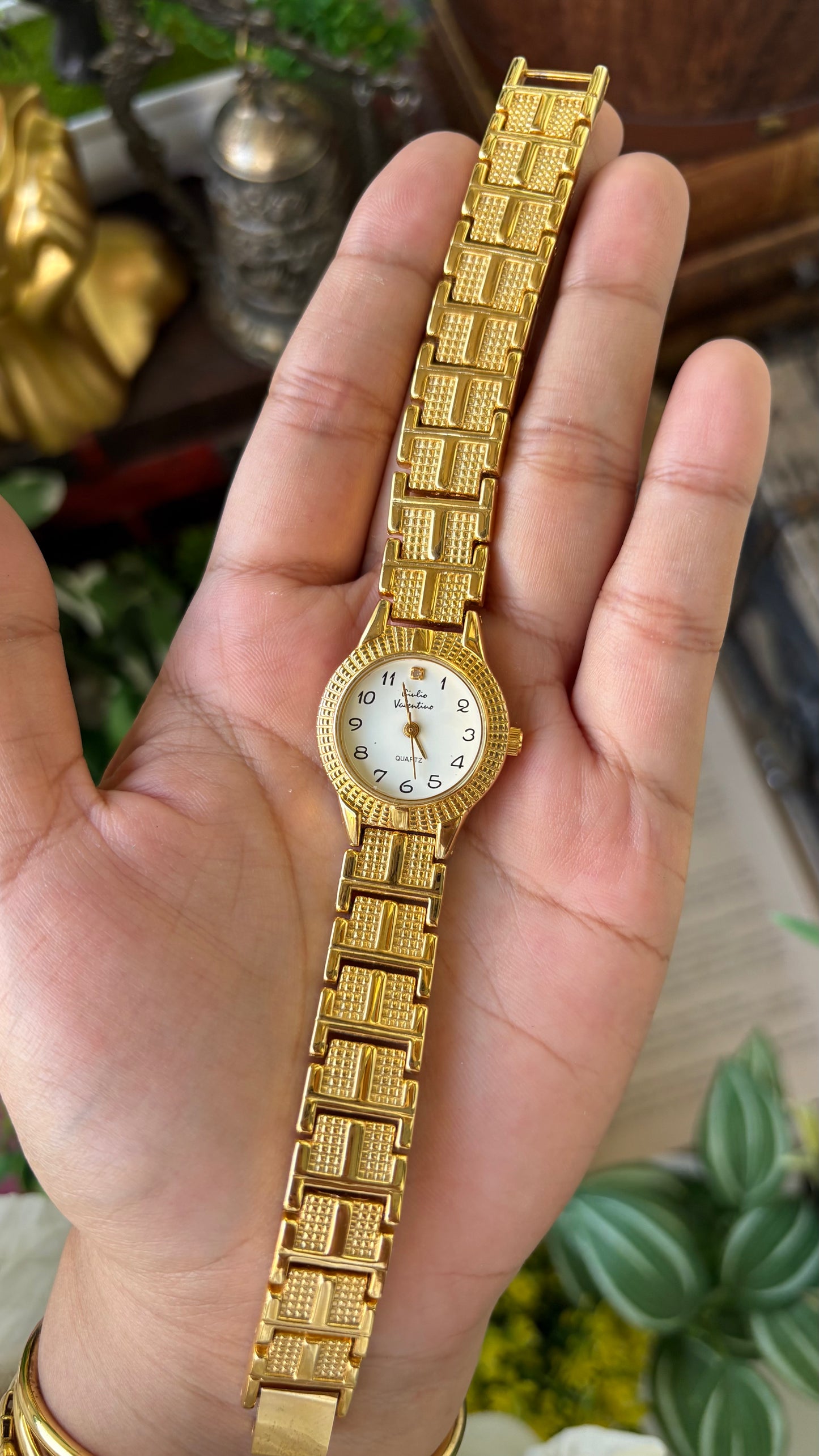 Vintage Giulio Valentino Watch in Gold Tone Quartz