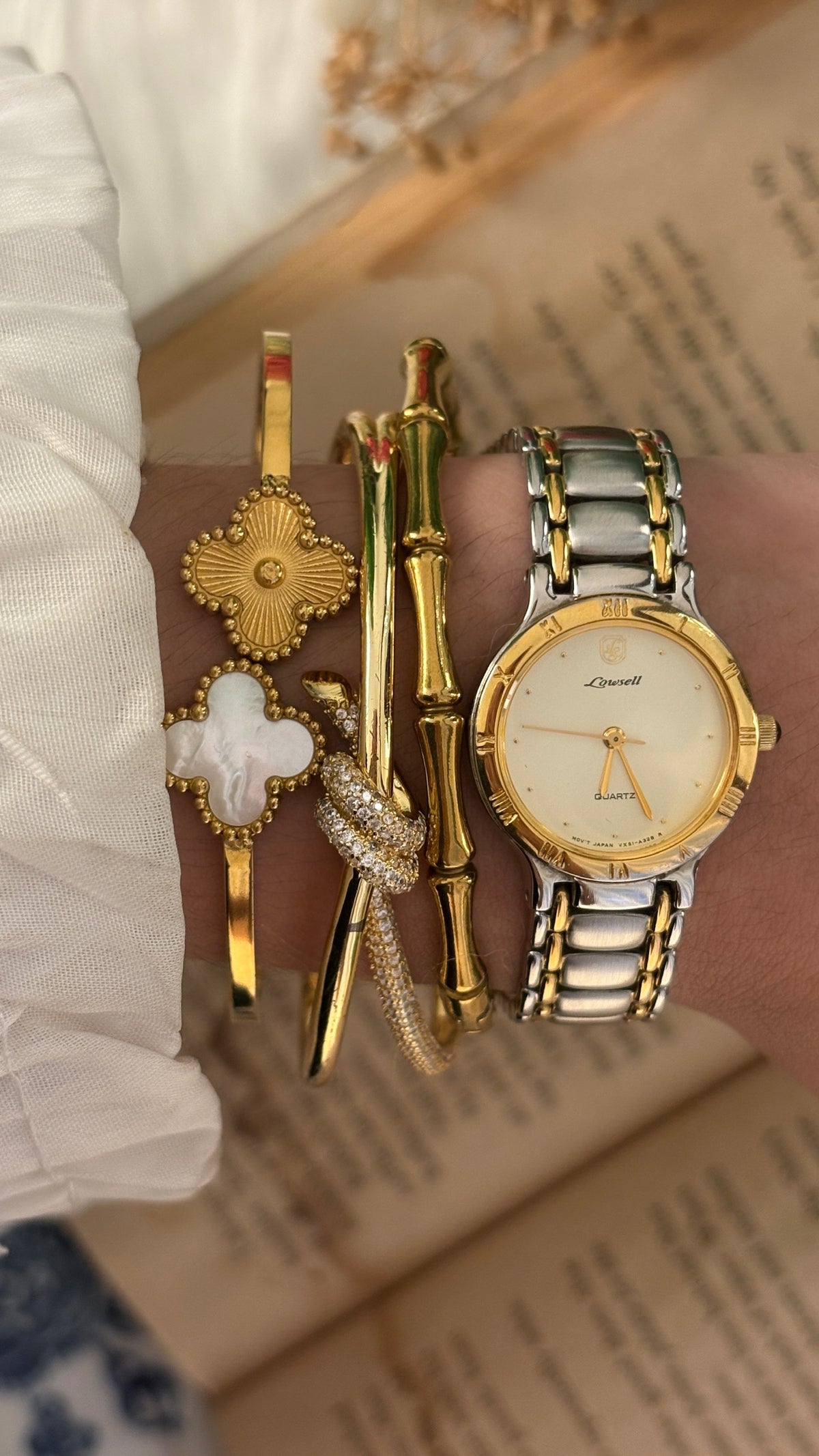 Vintage Lowsell Classic Dress Watch in two-Tone Quartz