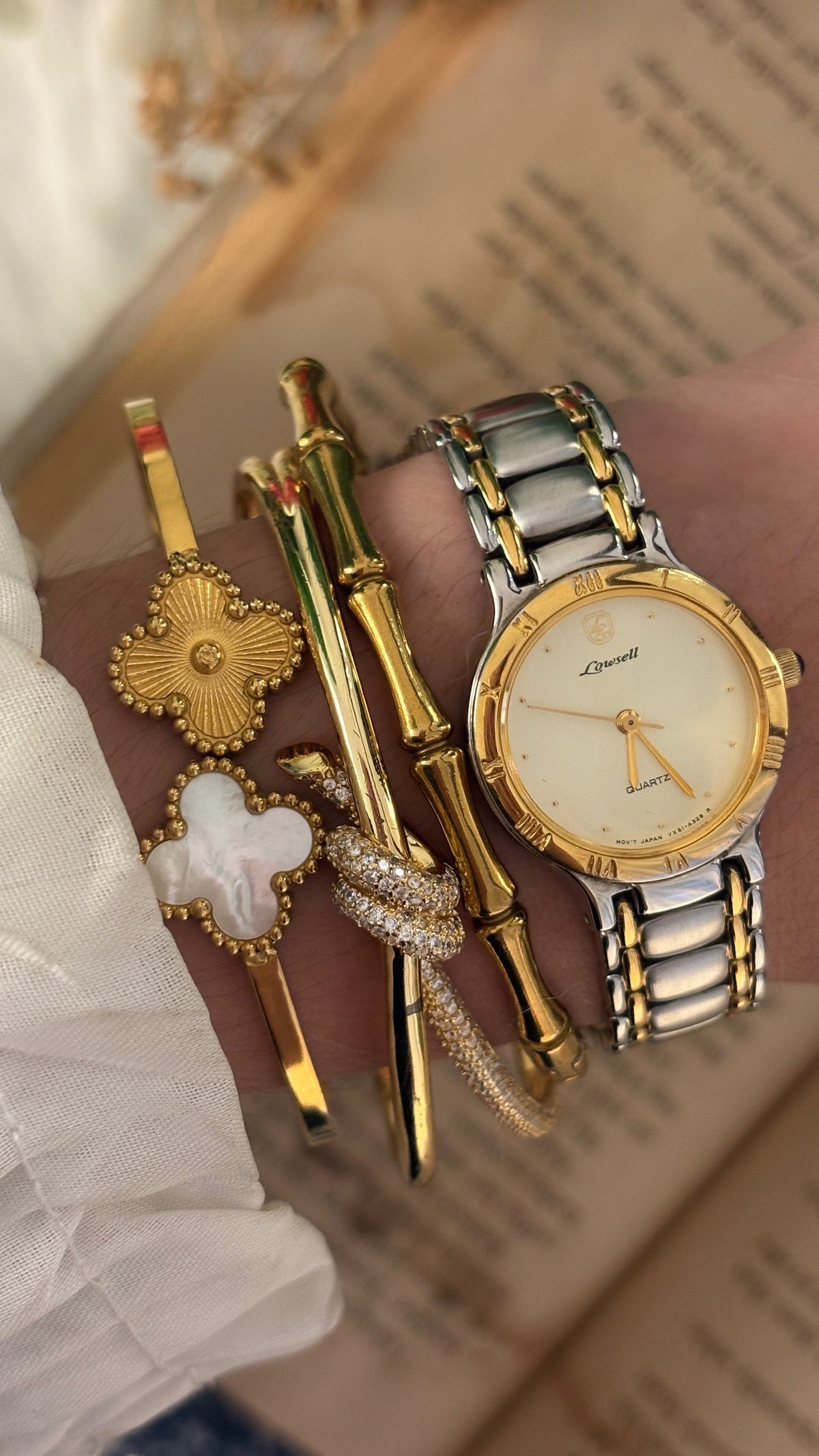 Vintage Lowsell Classic Dress Watch in two-Tone Quartz