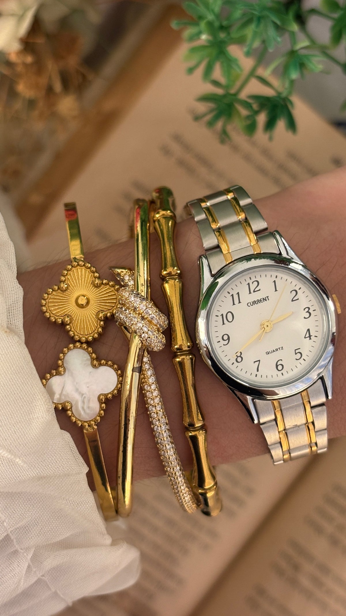 Vintage Current Classic Watch in Two-Tone Quartz