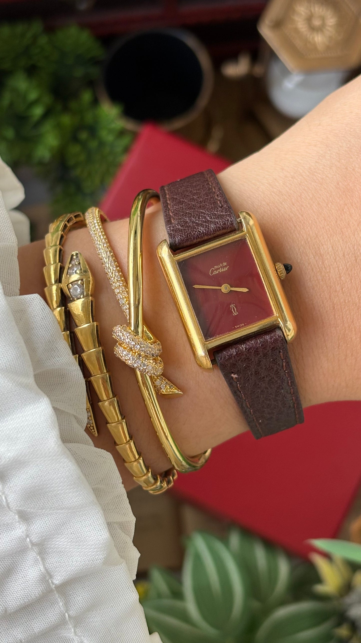 Extremely Rare Vintage 1980s Must De Tank Cartier Vermeil Manual Winding Watch in Burgundy Leather Burgundy Red Dial Gold Tone Case