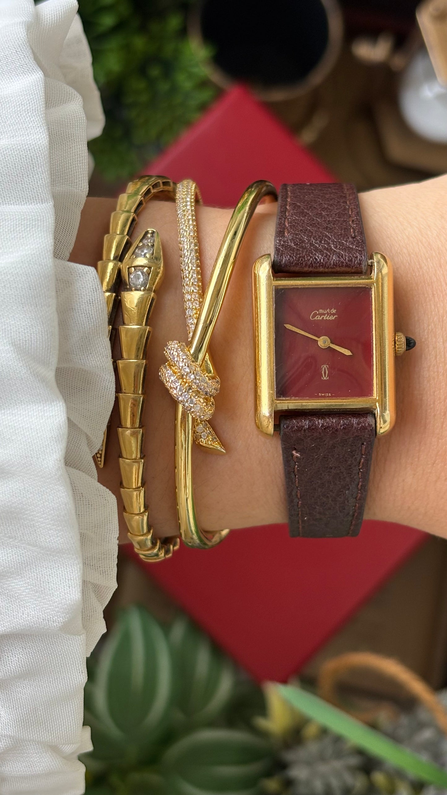 Extremely Rare Vintage 1980s Must De Tank Cartier Vermeil Manual Winding Watch in Burgundy Leather Burgundy Red Dial Gold Tone Case