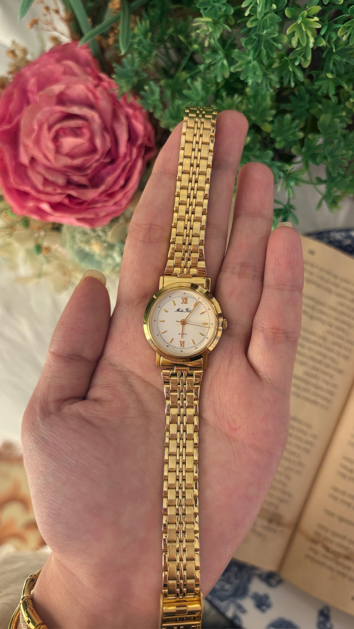 Vintage Mille Fille Classic Watch in Gold Tone Quartz