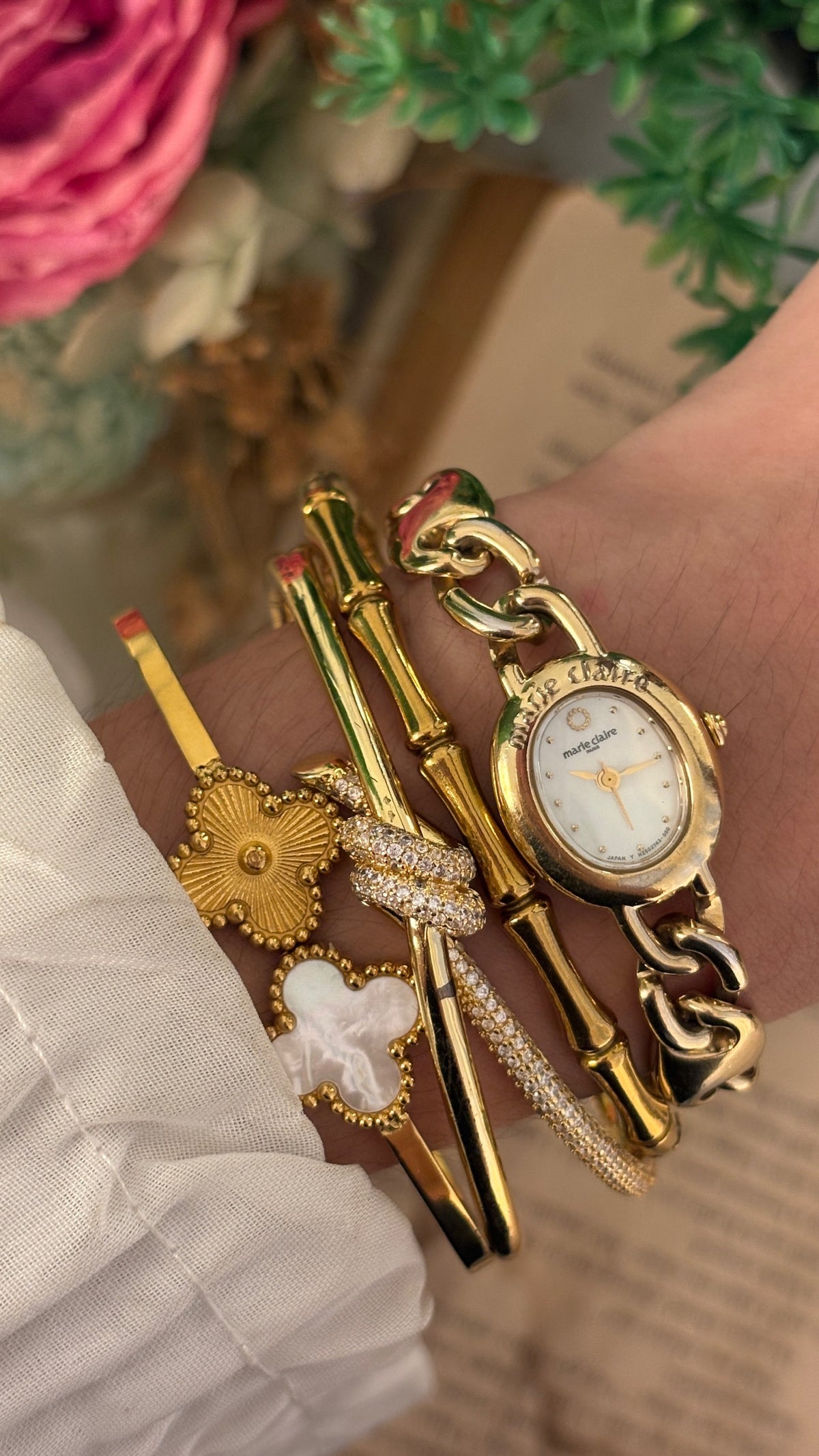Rare Dainty Vintage Marie Claire Chain Bracelet Watch in Gold Tone Quartz