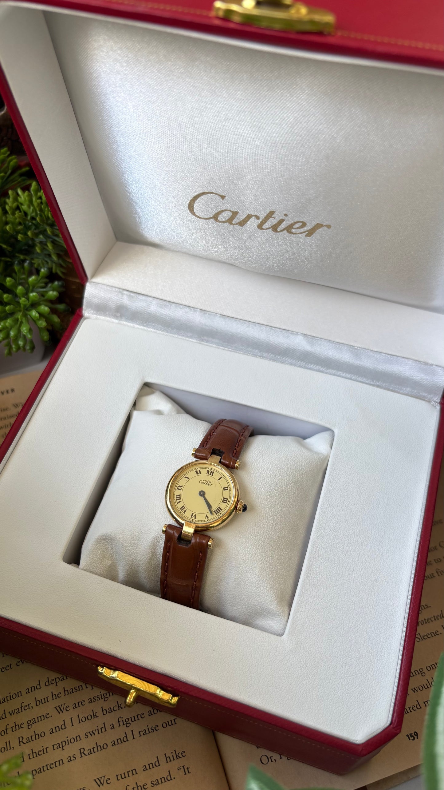 Extremely Rare 1980s Vintage Cartier Must de Vendôme Vermeil in Brown Leather Gold Tone
