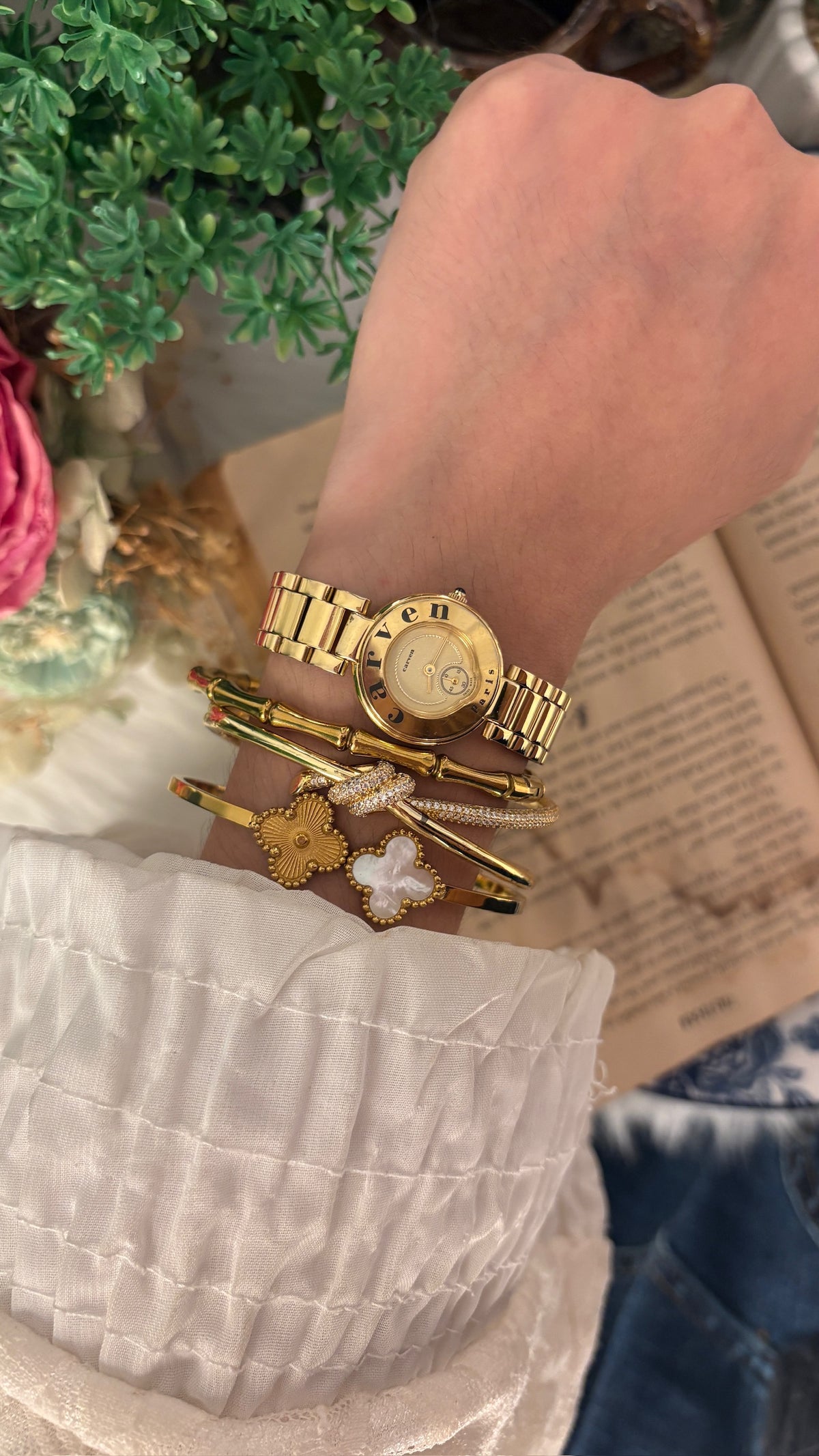 Extremely Rare Vintage Carven Logo Watch in Gold Tone Quartz