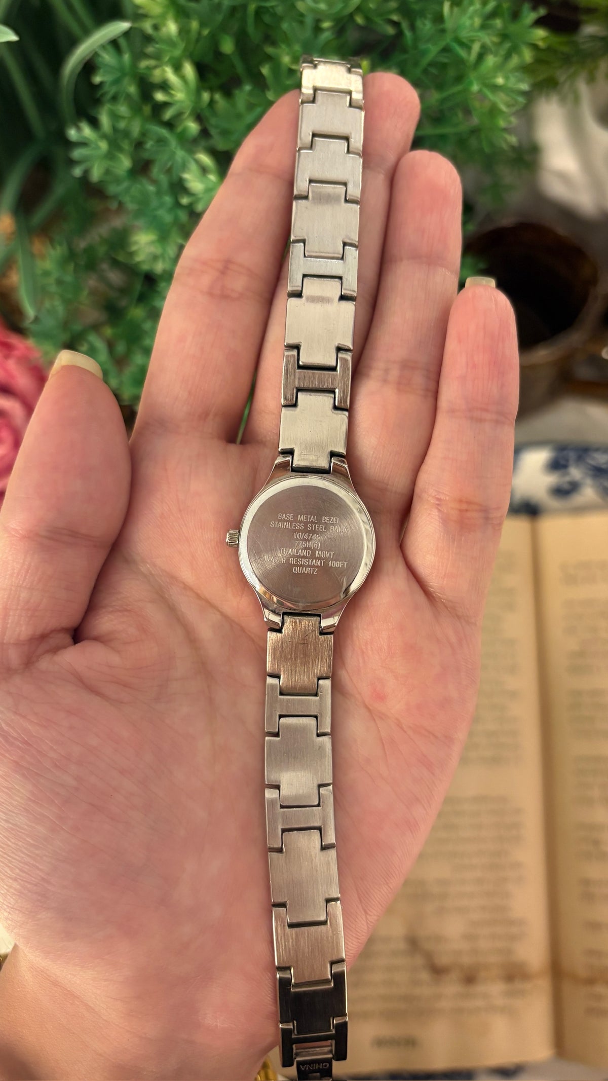 Vintage Anne Klein Date Window Line Accent Watch in Silver Tone Quartz