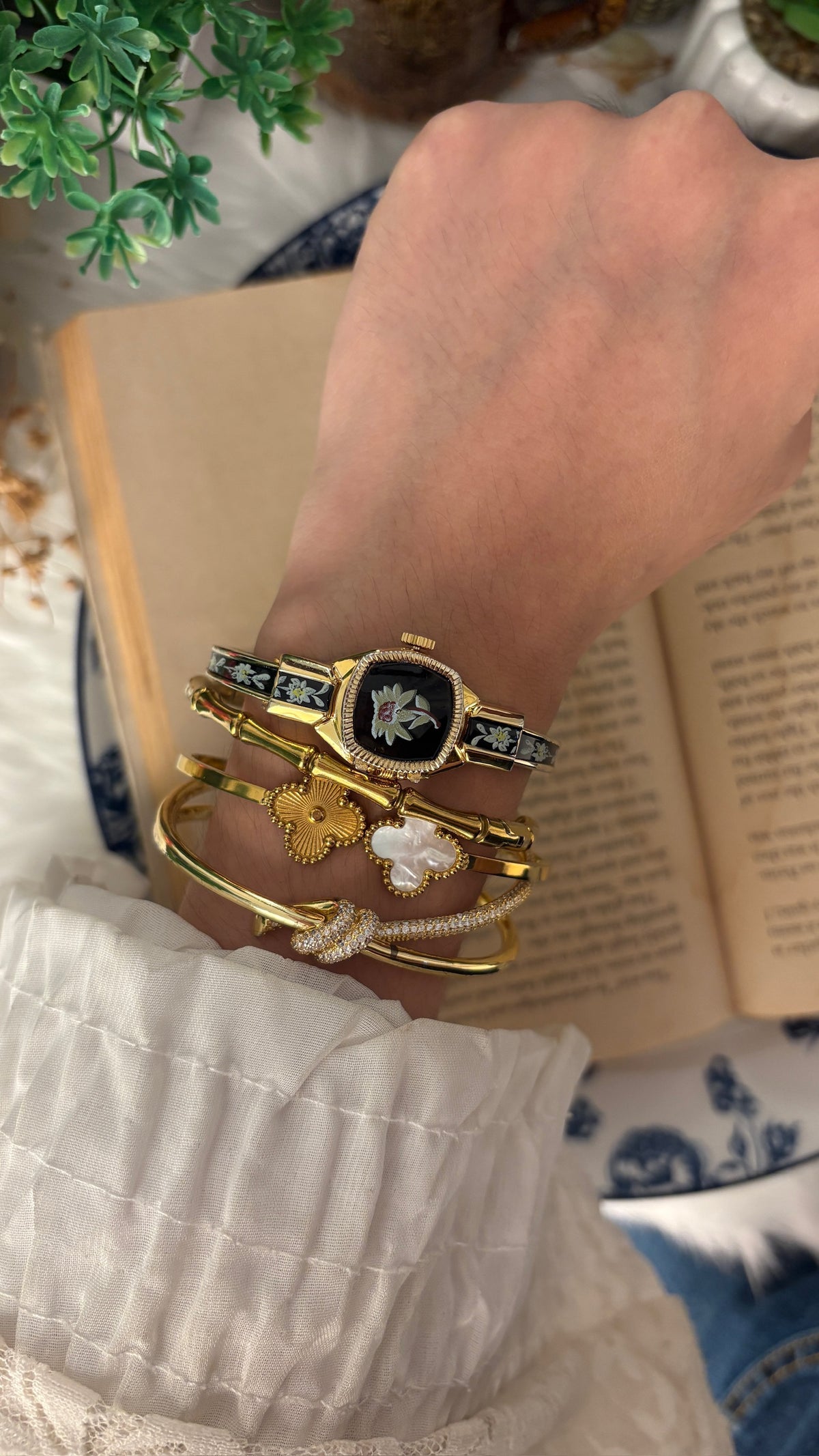 Rare Dainty Vintage Curtis Swiss Peekaboo Watch in Gold Tone Quartz