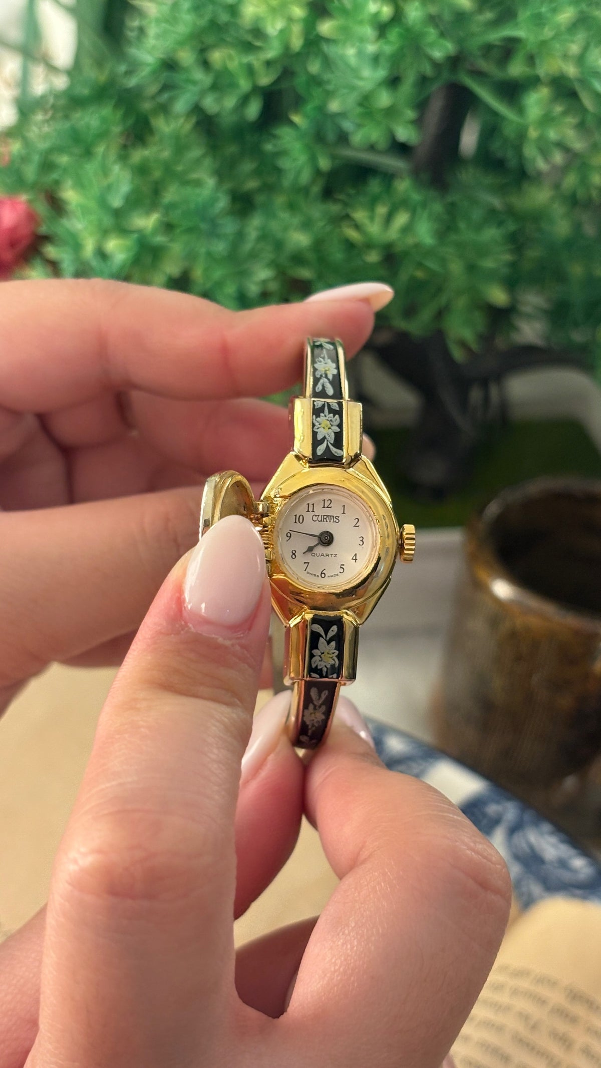 Rare Dainty Vintage Curtis Swiss Peekaboo Watch in Gold Tone Quartz