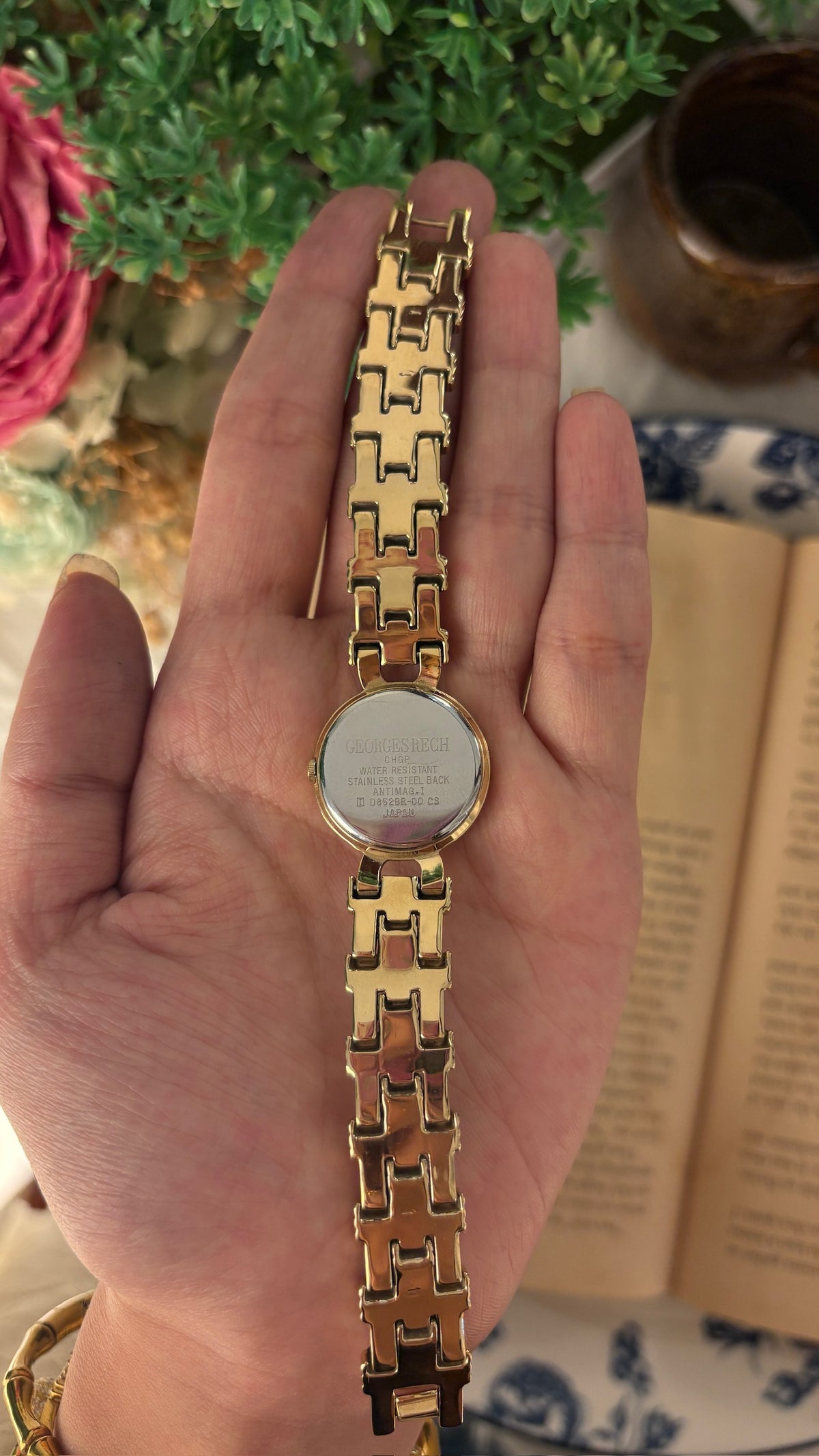 Rare Vintage Georges Rich Weave Motif Dress Watch in Gold Tone Quartz