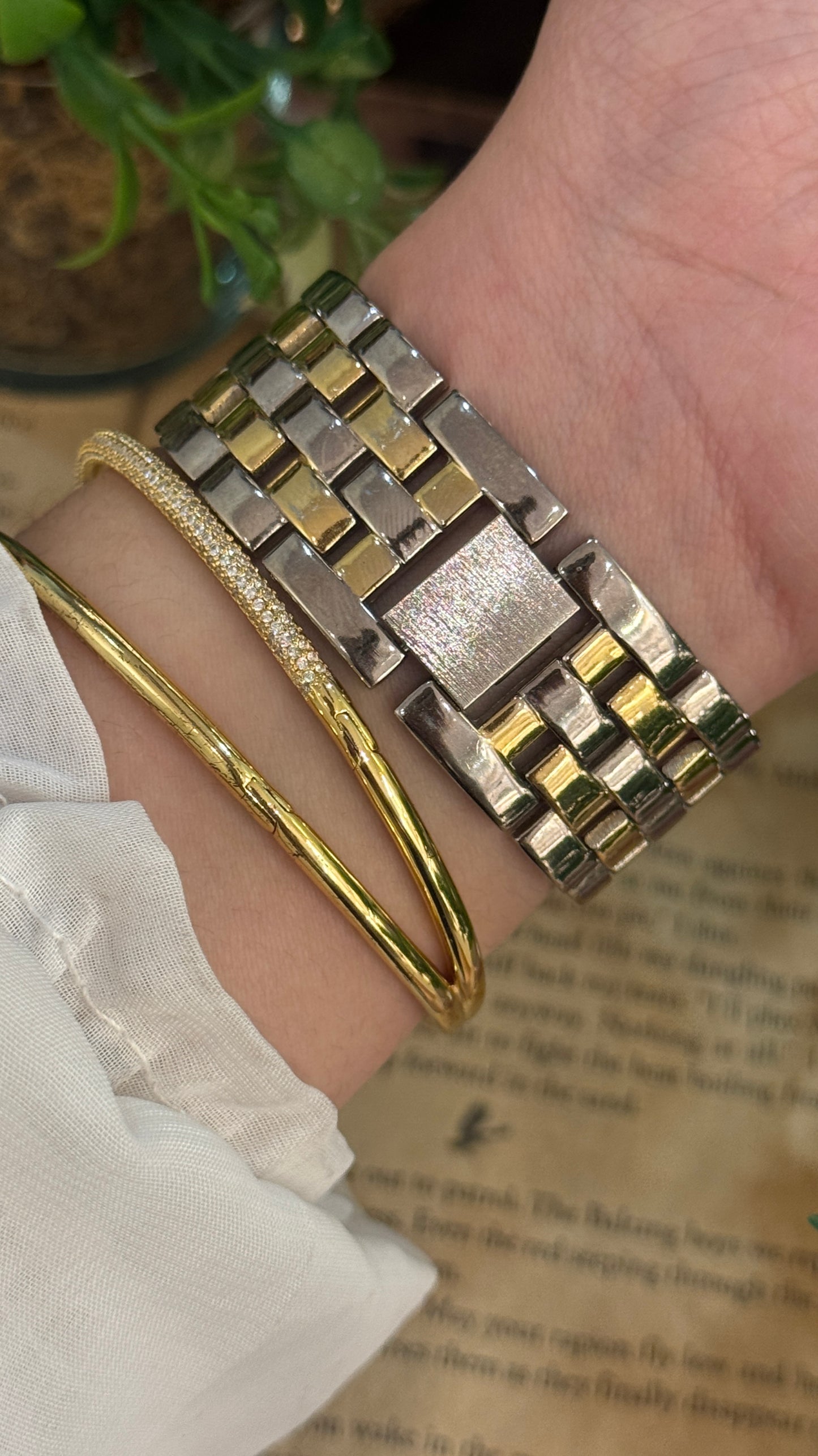 Rare Vintage Polini Roman Dial Bracelet Tank Watch in Two-Tone Quartz