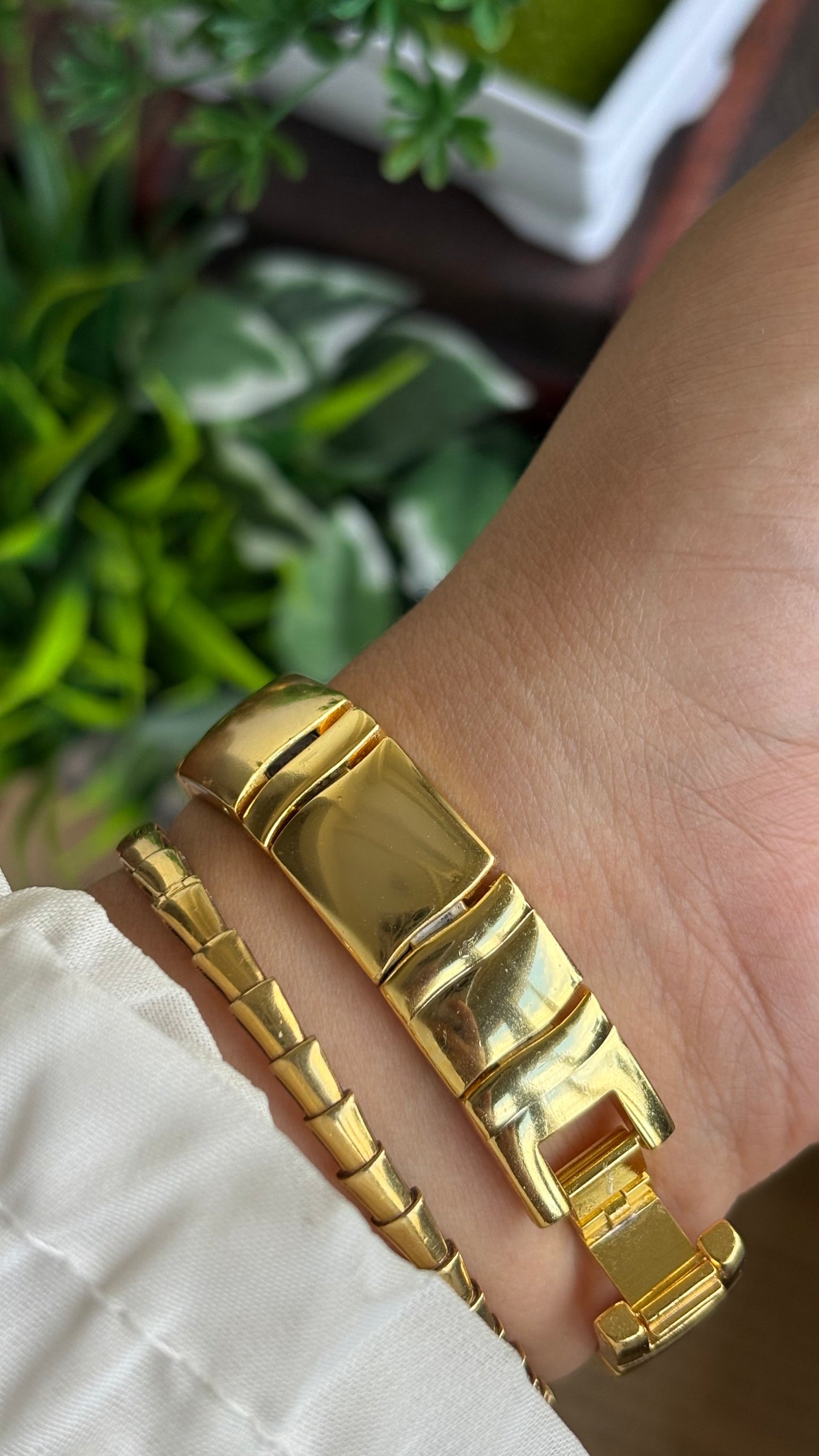 Extremely Rare Vintage Anne Klein Peekaboo Swiss Watch in Gold Tone