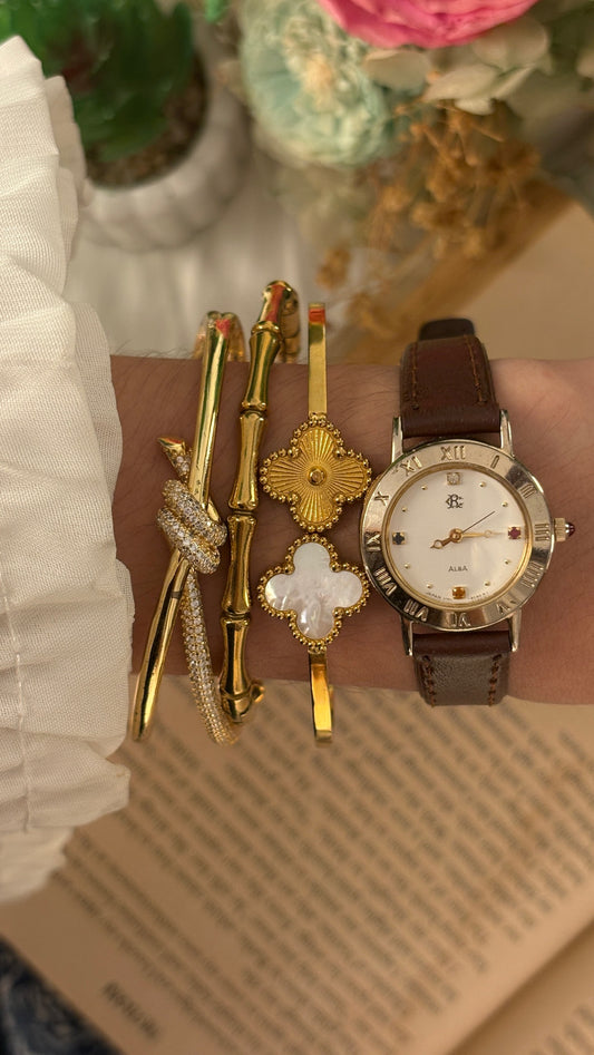 Vintage Alba Seiko Rhinestone Accent Roman Bezel Watch in Gold Tone Brown Leather Quartz