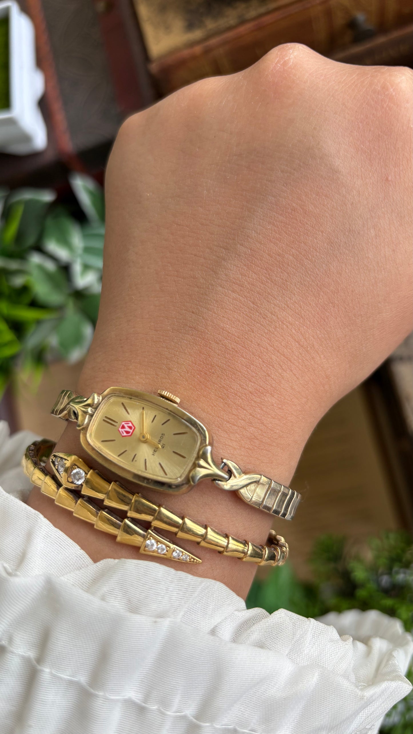 Vintage Helbros Slim Watch in Gold Tone Stretch Band