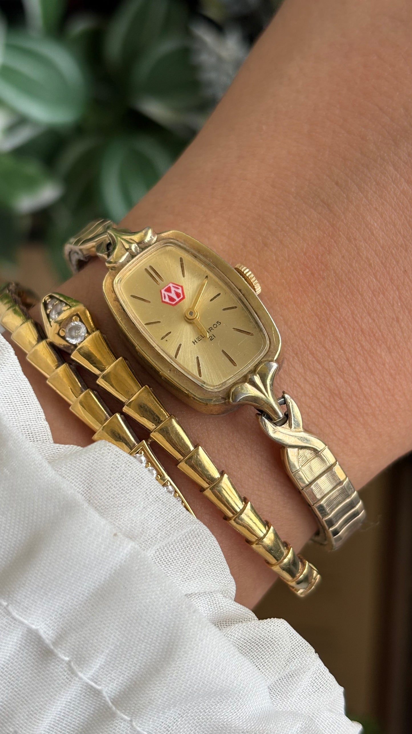 Vintage Helbros Slim Watch in Gold Tone Stretch Band