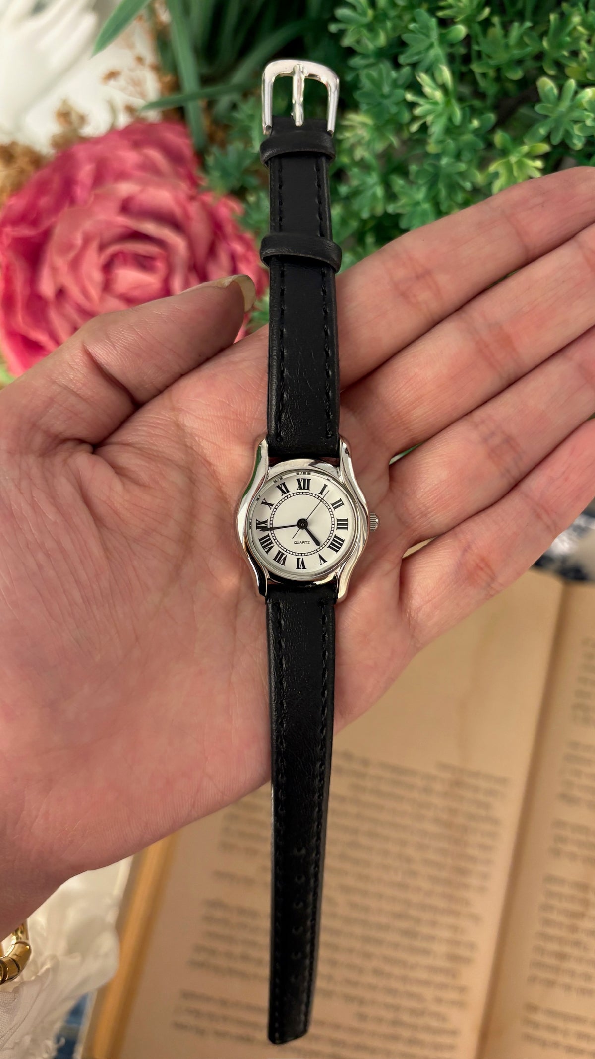Rare Vintage Noevir Citizen Roman Dial Watch in Silver Tone Black Leather Quartz