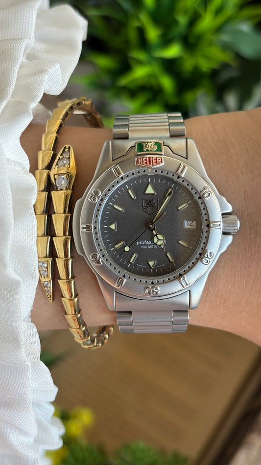 Vintage Tag Heuer 4000 Men's Watch in Silver Tone Luminous Dial with Date Just