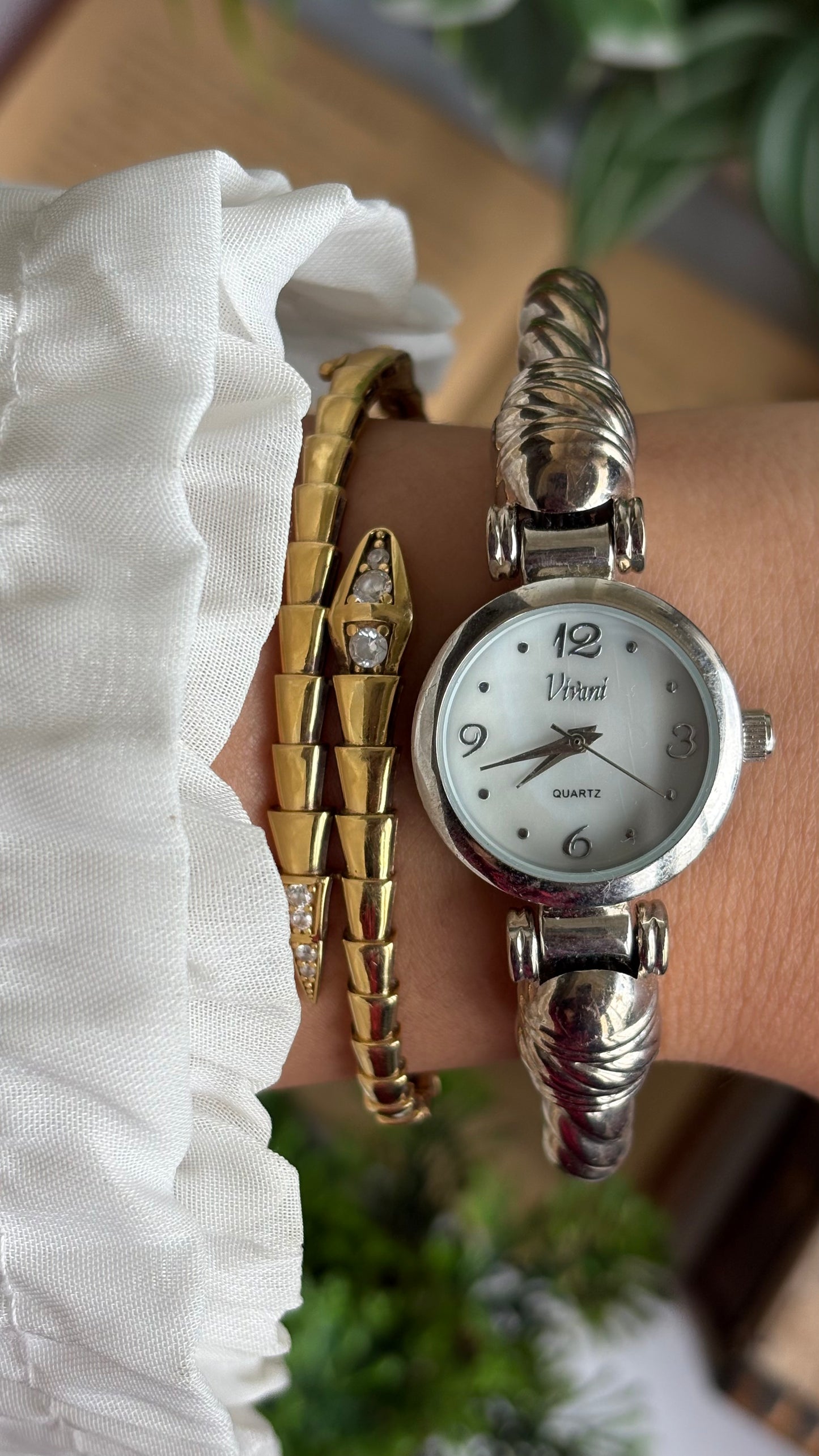 Vintage Vivani Bangle Watch in Silver Tone Rope Style