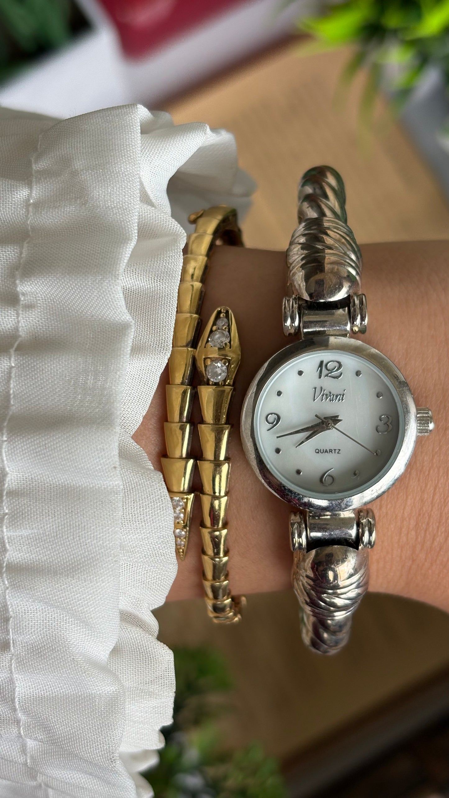 Vintage Vivani Bangle Watch in Silver Tone Rope Style