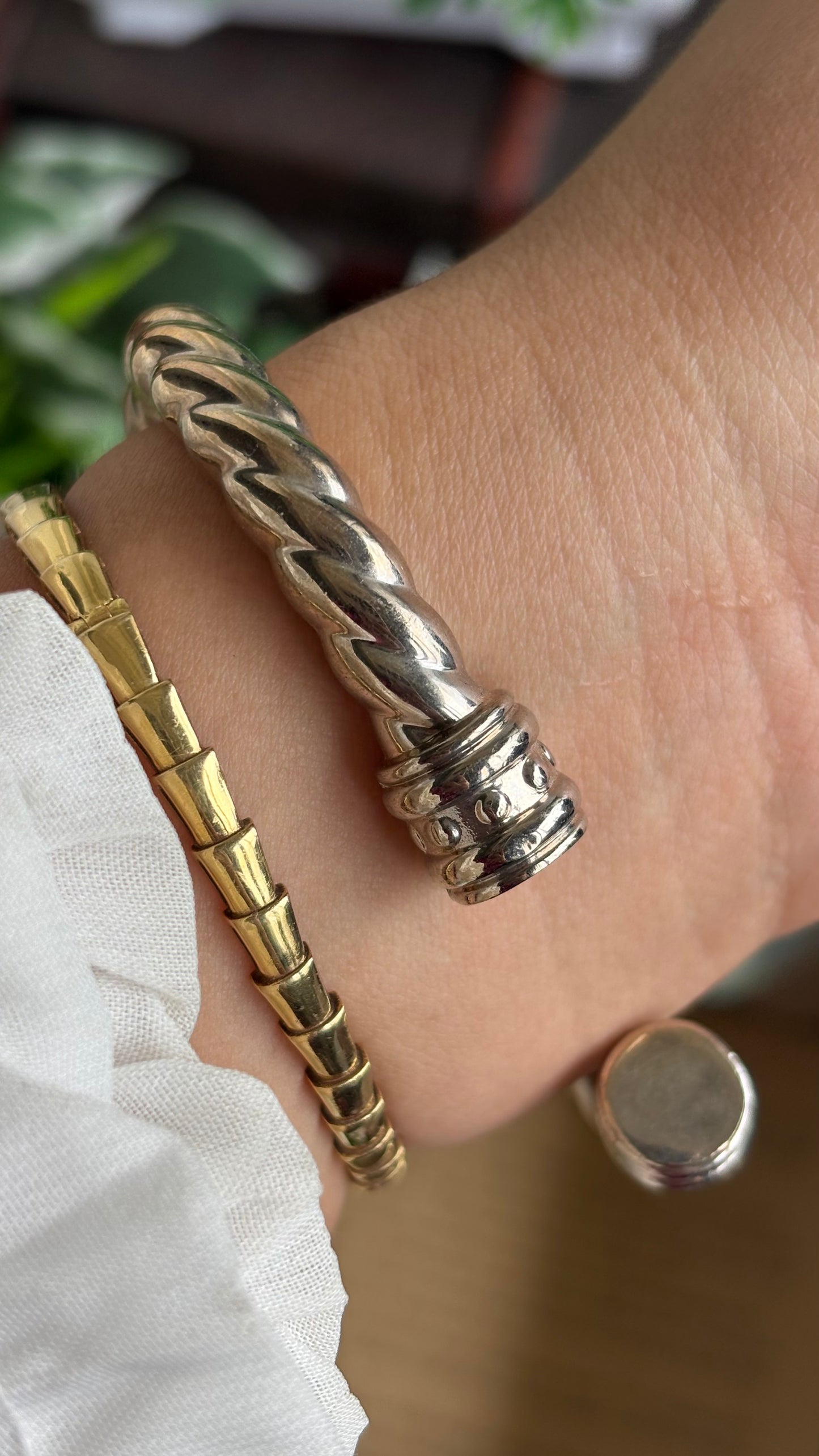 Vintage Vivani Bangle Watch in Silver Tone Rope Style