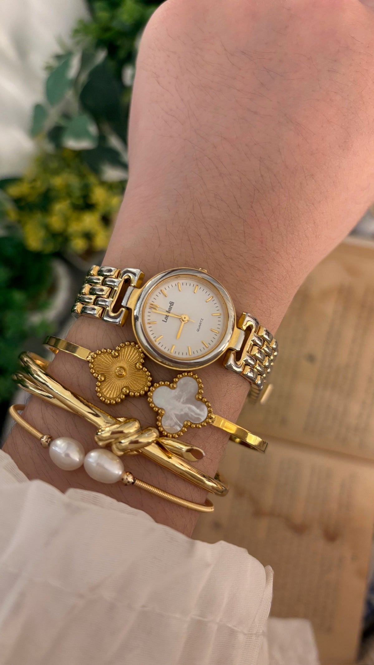Vintage Lombardi Classic Watch in Gold Tone Quartz