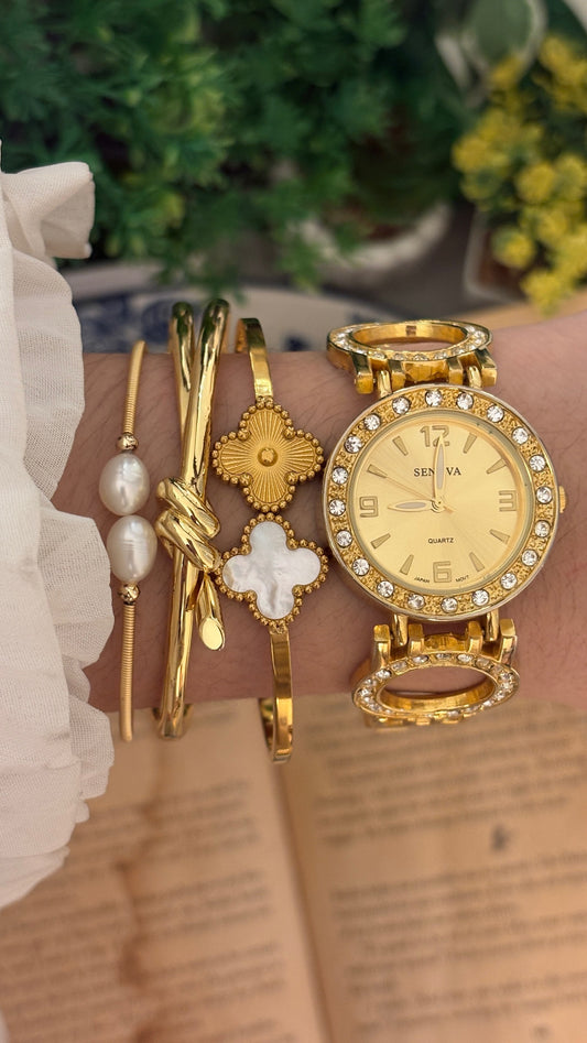 Vintage Senova Rhinestone Bracelet Watch in Gold Tone Quartz