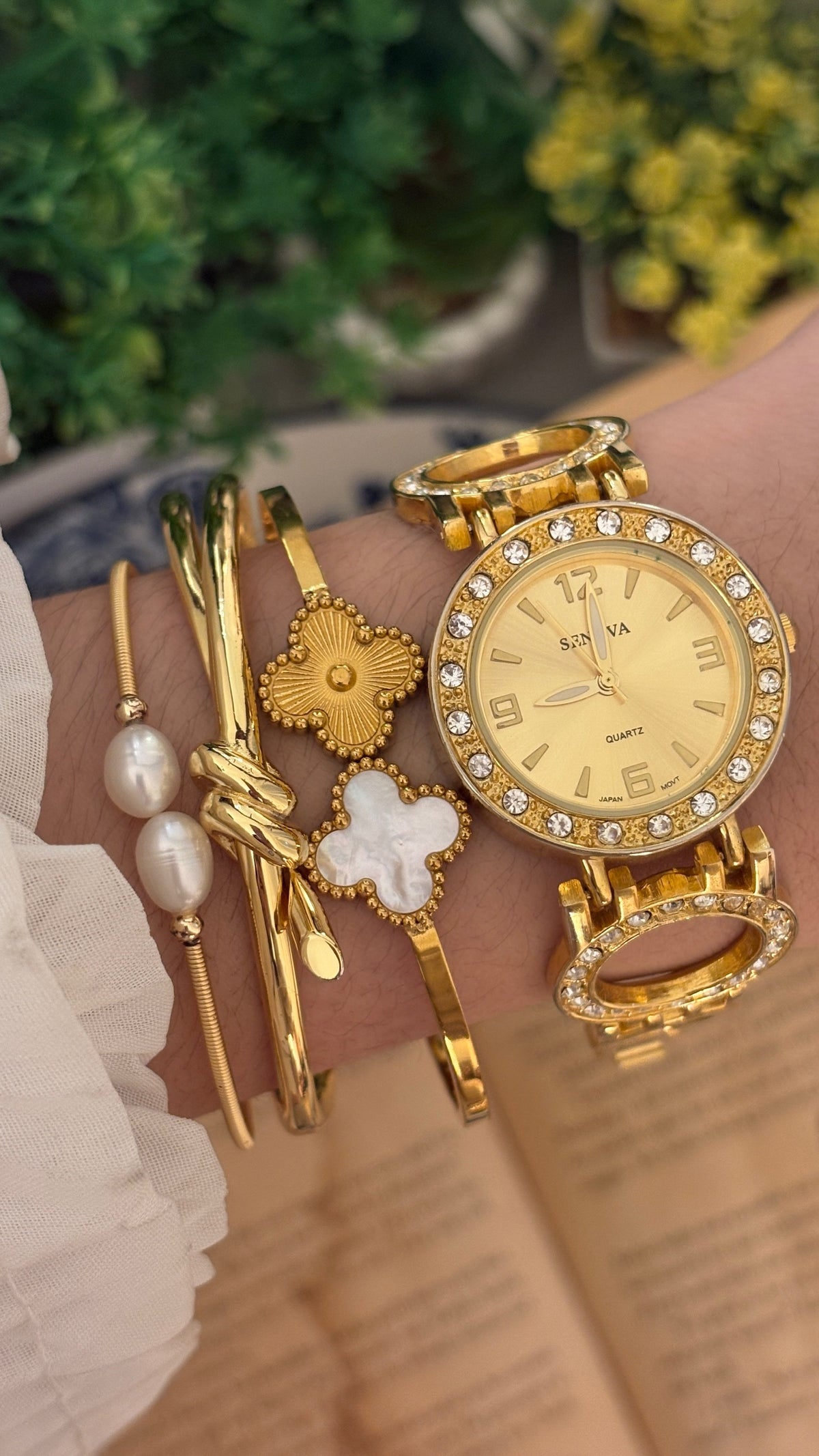 Vintage Senova Rhinestone Bracelet Watch in Gold Tone Quartz
