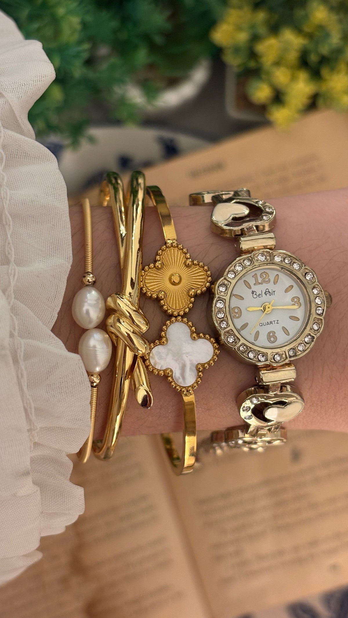 Vintage Bel Air Rhinestone Heart Link Watch in Gold Tone Quartz